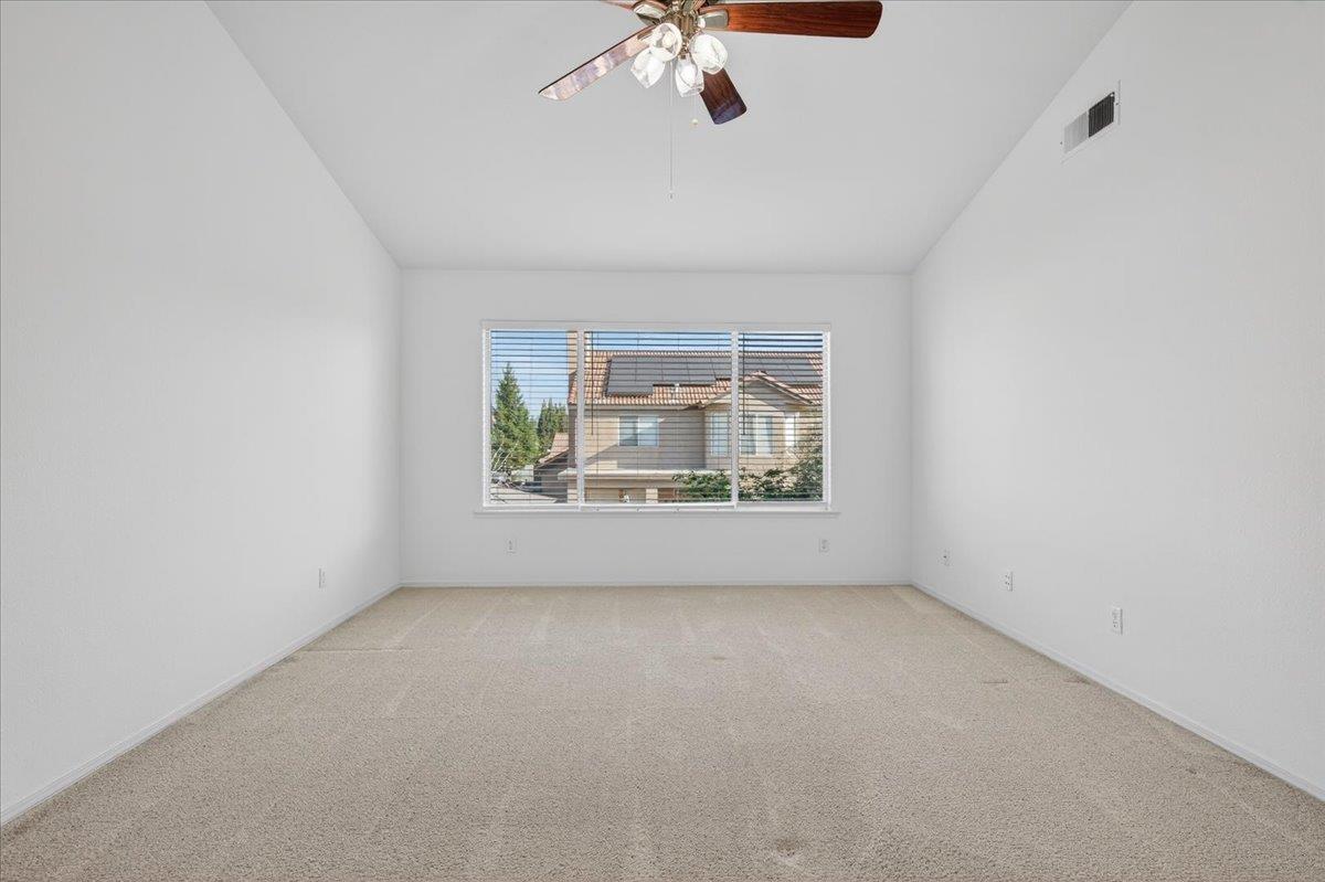 1942 E Desert Island Dr, Fresno, CA 93730