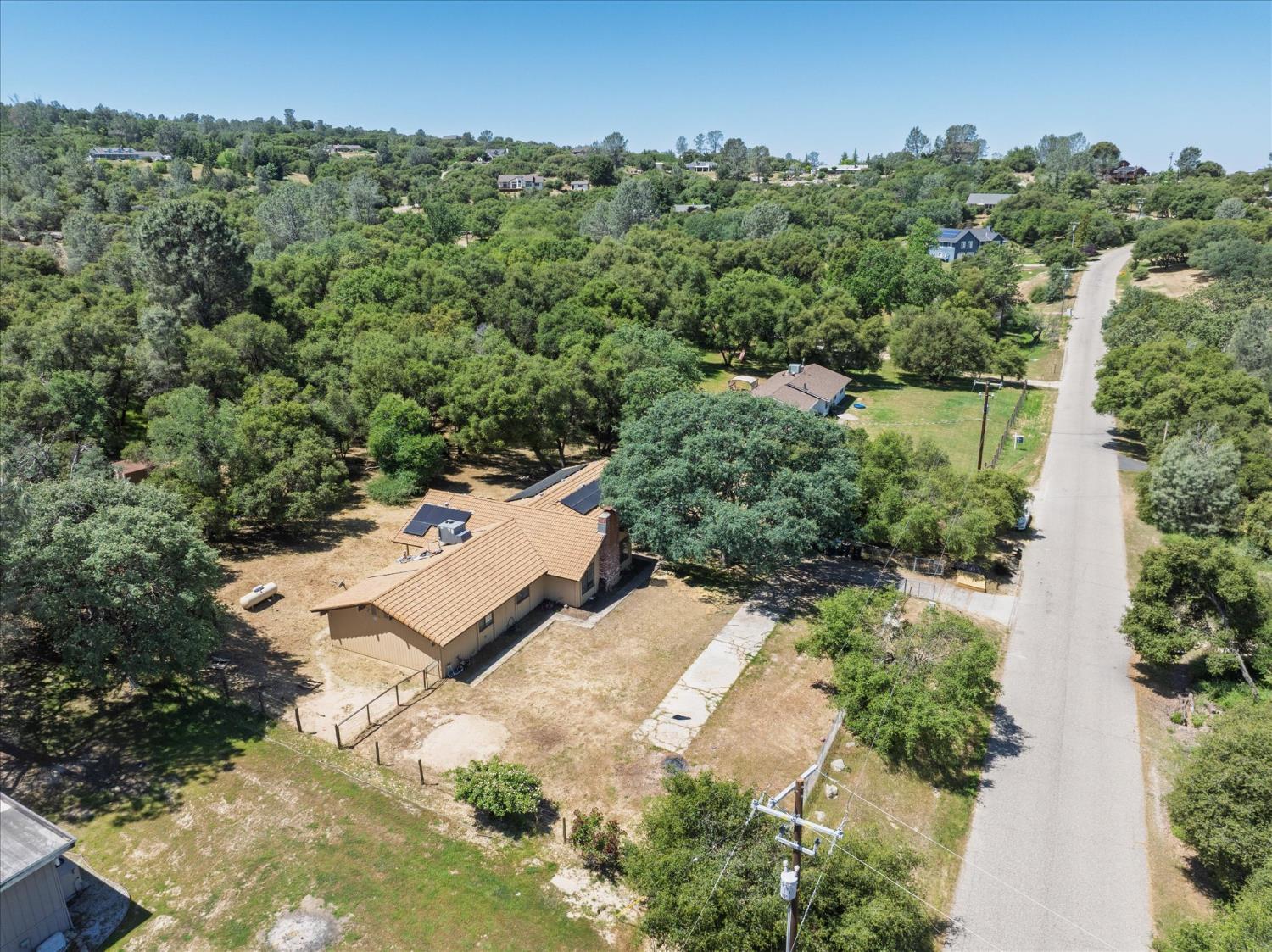 47440 Hopi Ave, Coarsegold, CA 93614