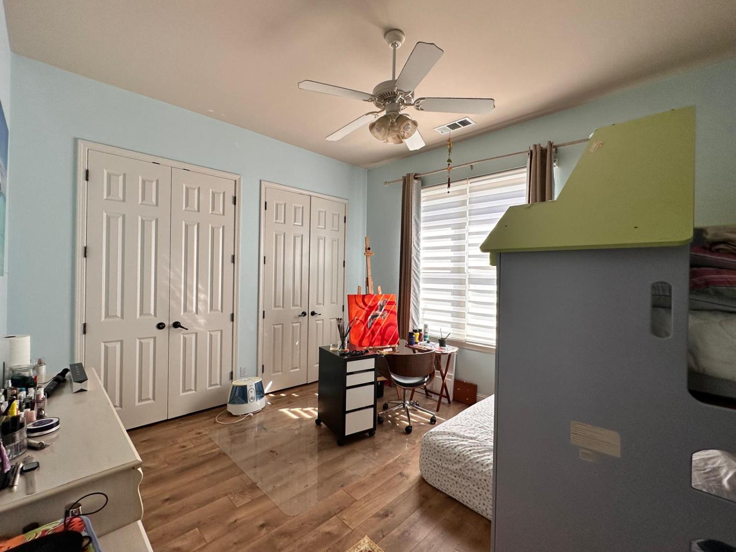 1530 E Golden Valley Way, Fresno, CA 93730