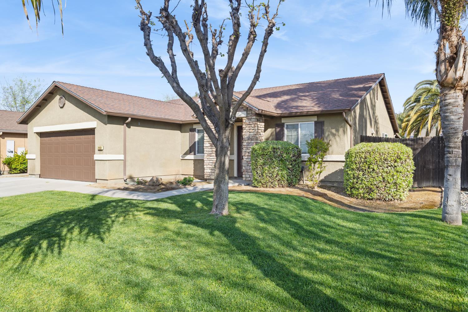 2650 W Sedona Ave, Visalia, CA 93291