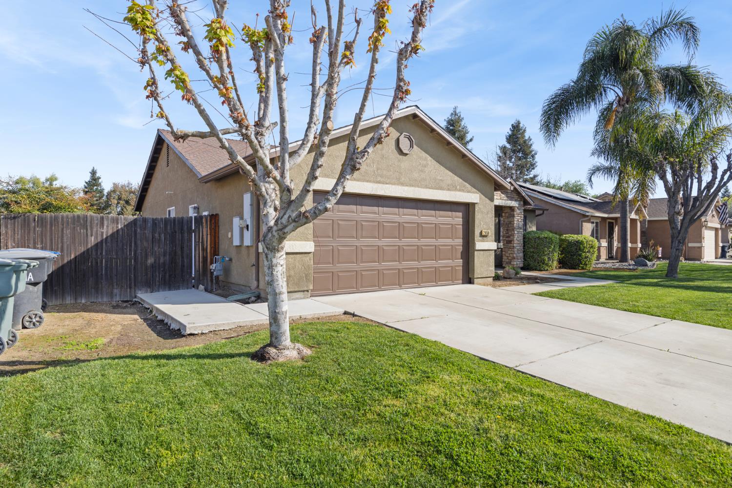 2650 W Sedona Ave, Visalia, CA 93291
