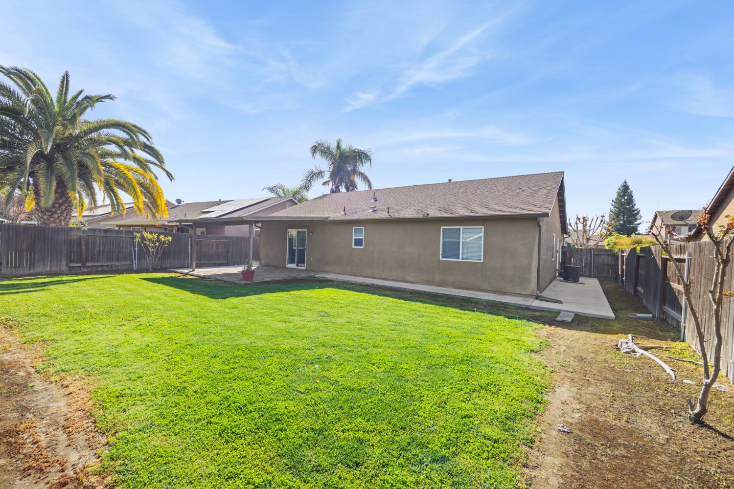 2650 W Sedona Ave, Visalia, CA 93291