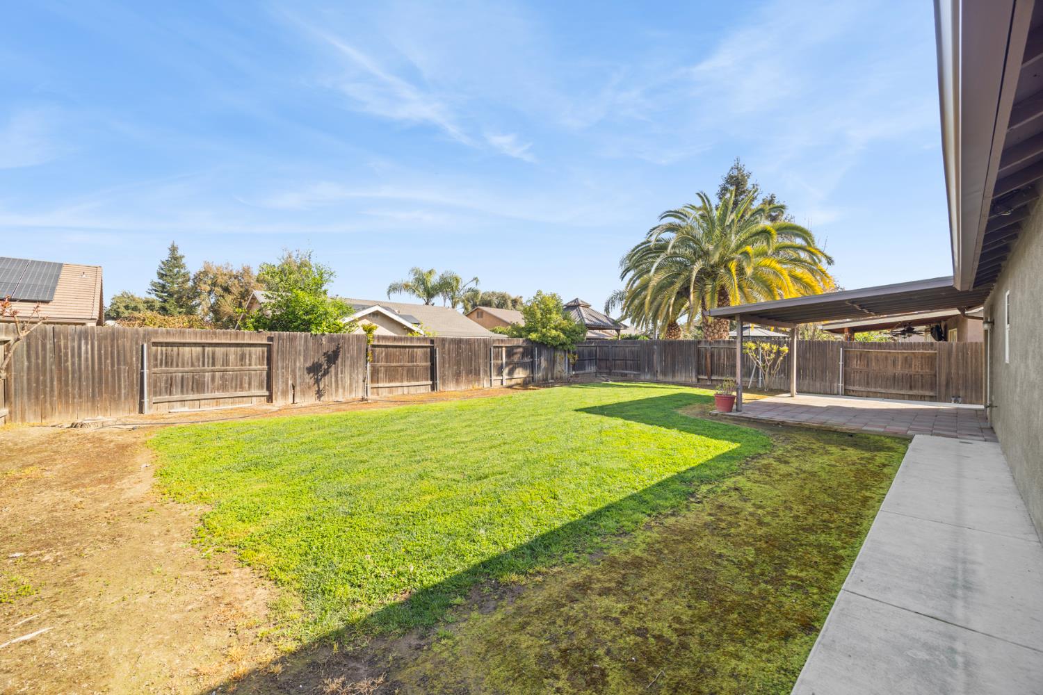 2650 W Sedona Ave, Visalia, CA 93291