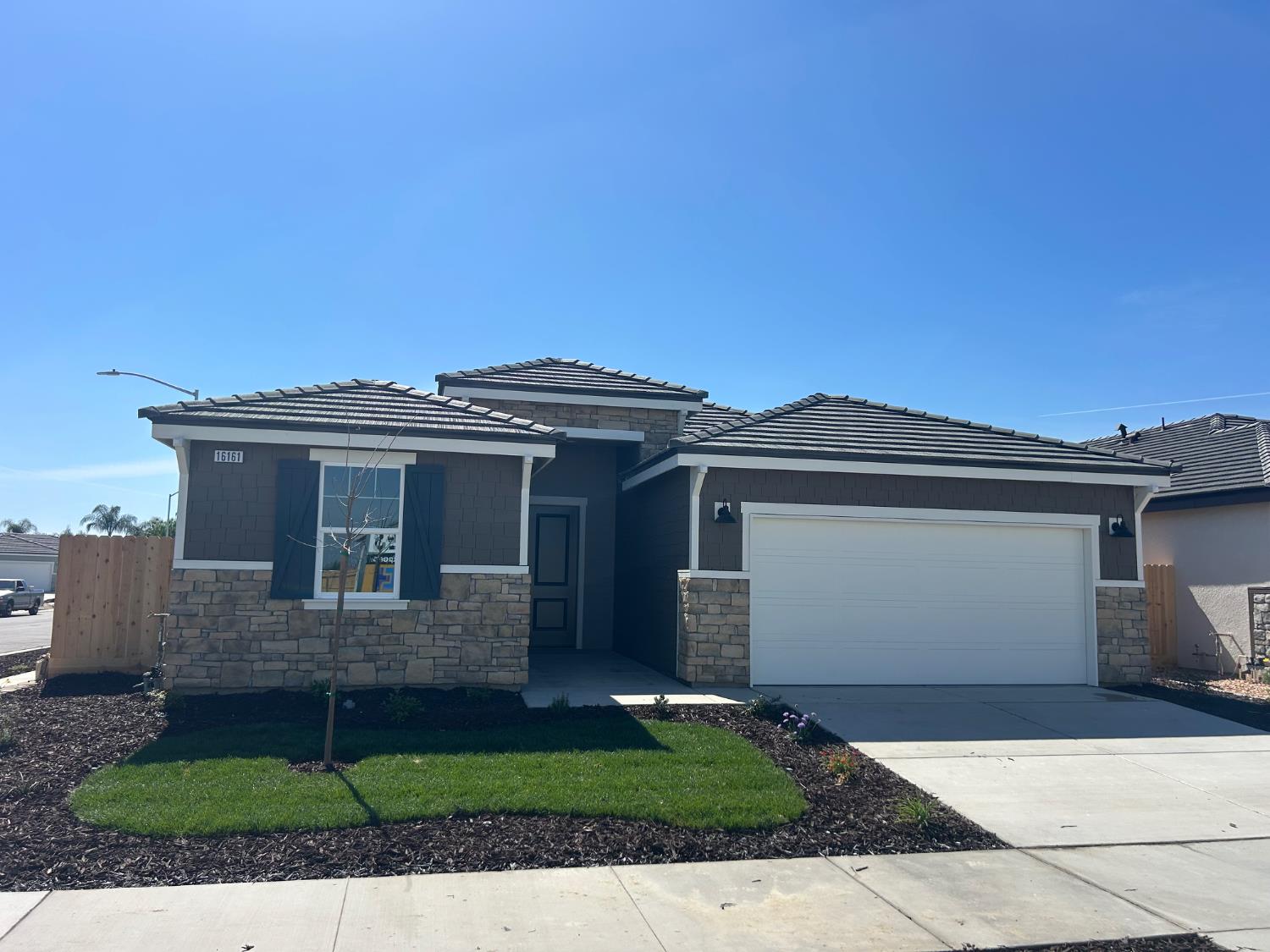 16161 West David Ave, Kerman, CA 93630