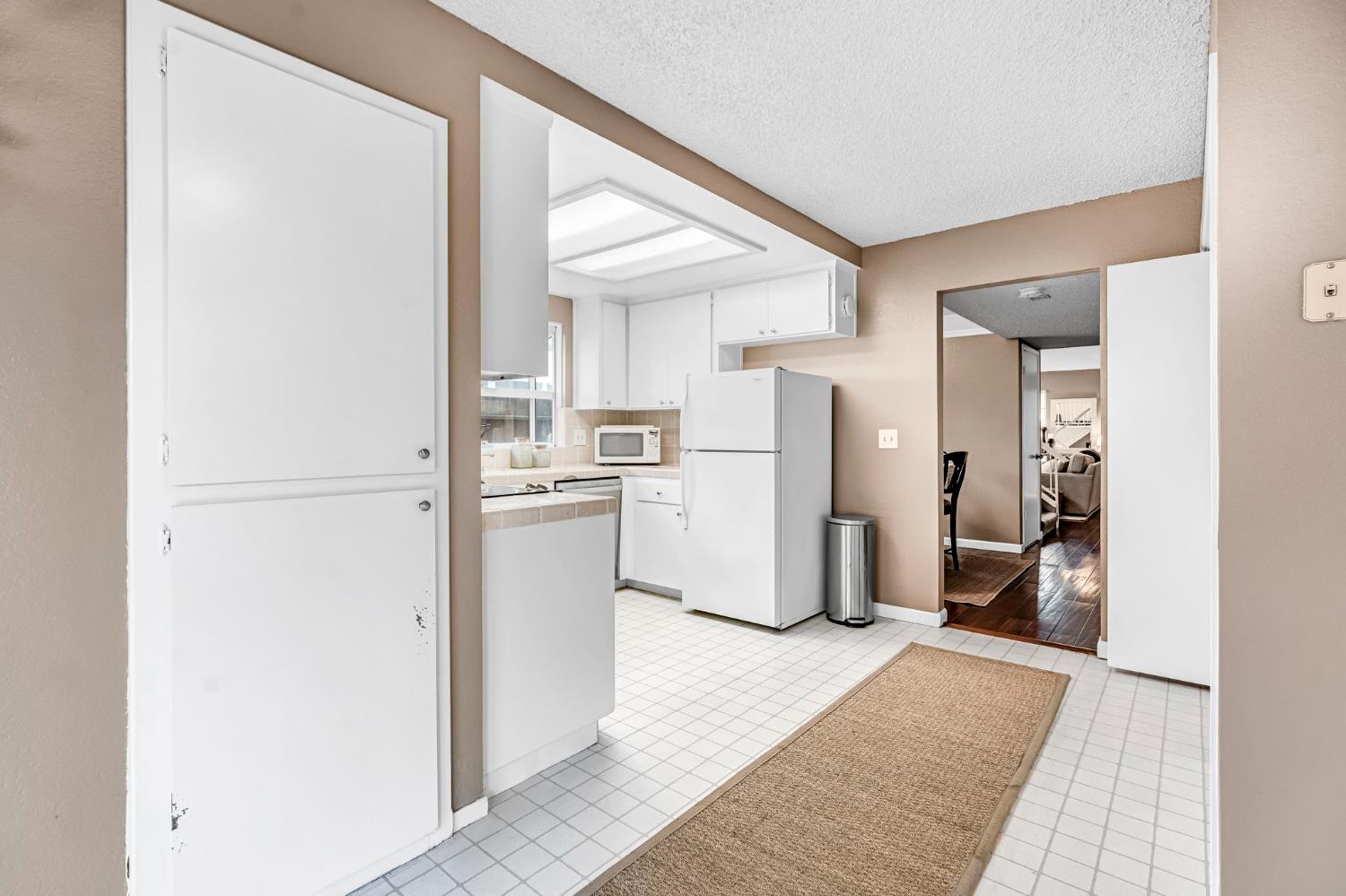 3770 W Barstow Ave #157, Fresno, CA 93711