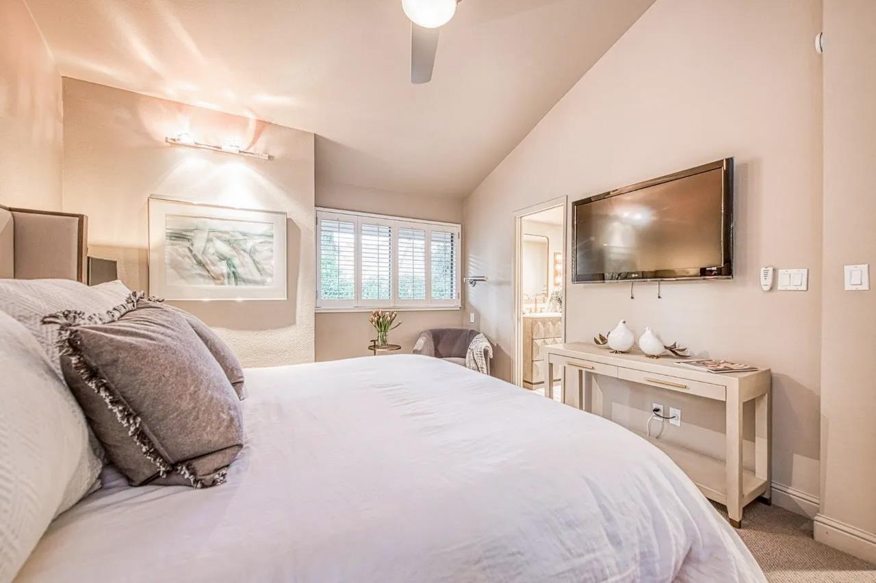 2352 W Loma Linda Ave, Fresno, CA 93711