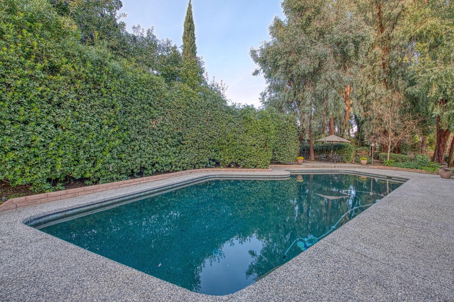 2352 W Loma Linda Ave, Fresno, CA 93711