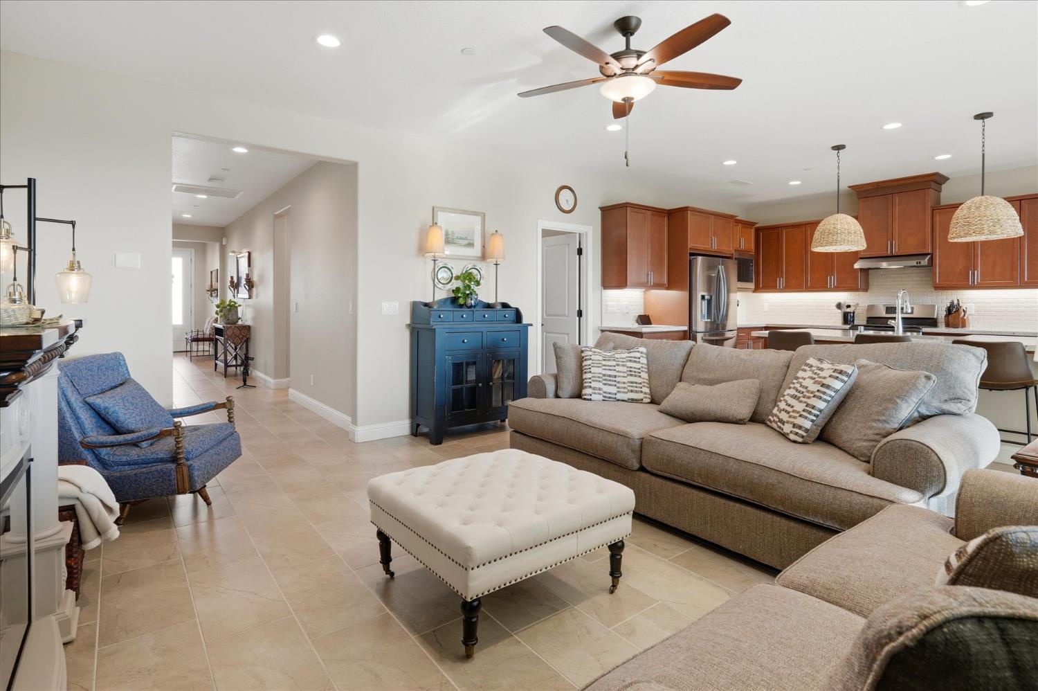 4314 Little Canyon Dr, Madera, CA 93636