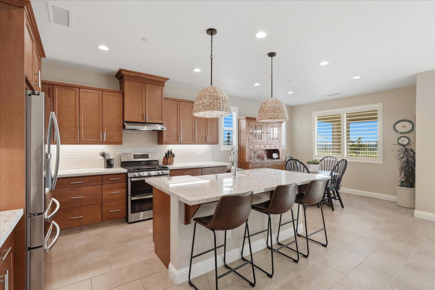 4314 Little Canyon Dr, Madera, CA 93636