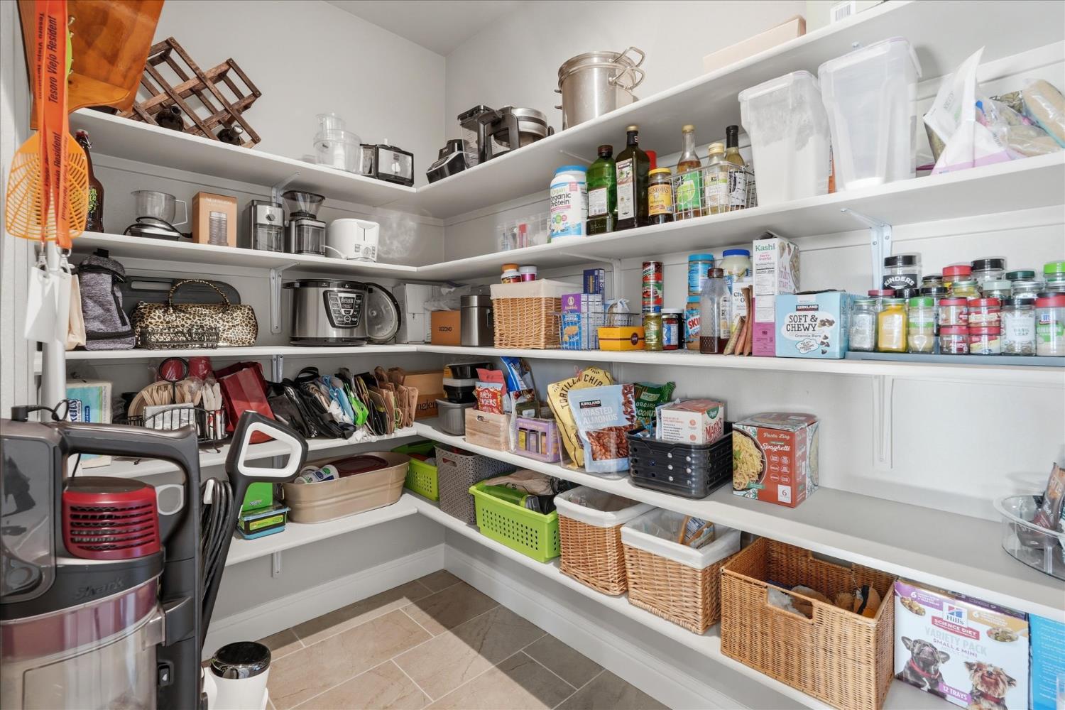 4314 Little Canyon Dr, Madera, CA 93636