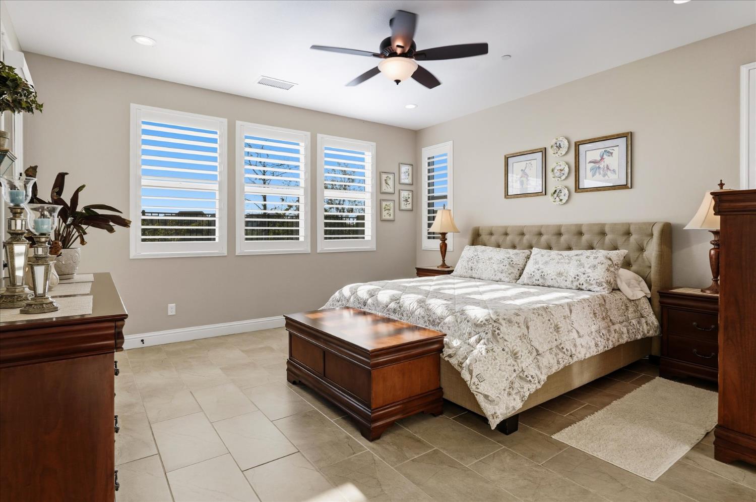 4314 Little Canyon Dr, Madera, CA 93636