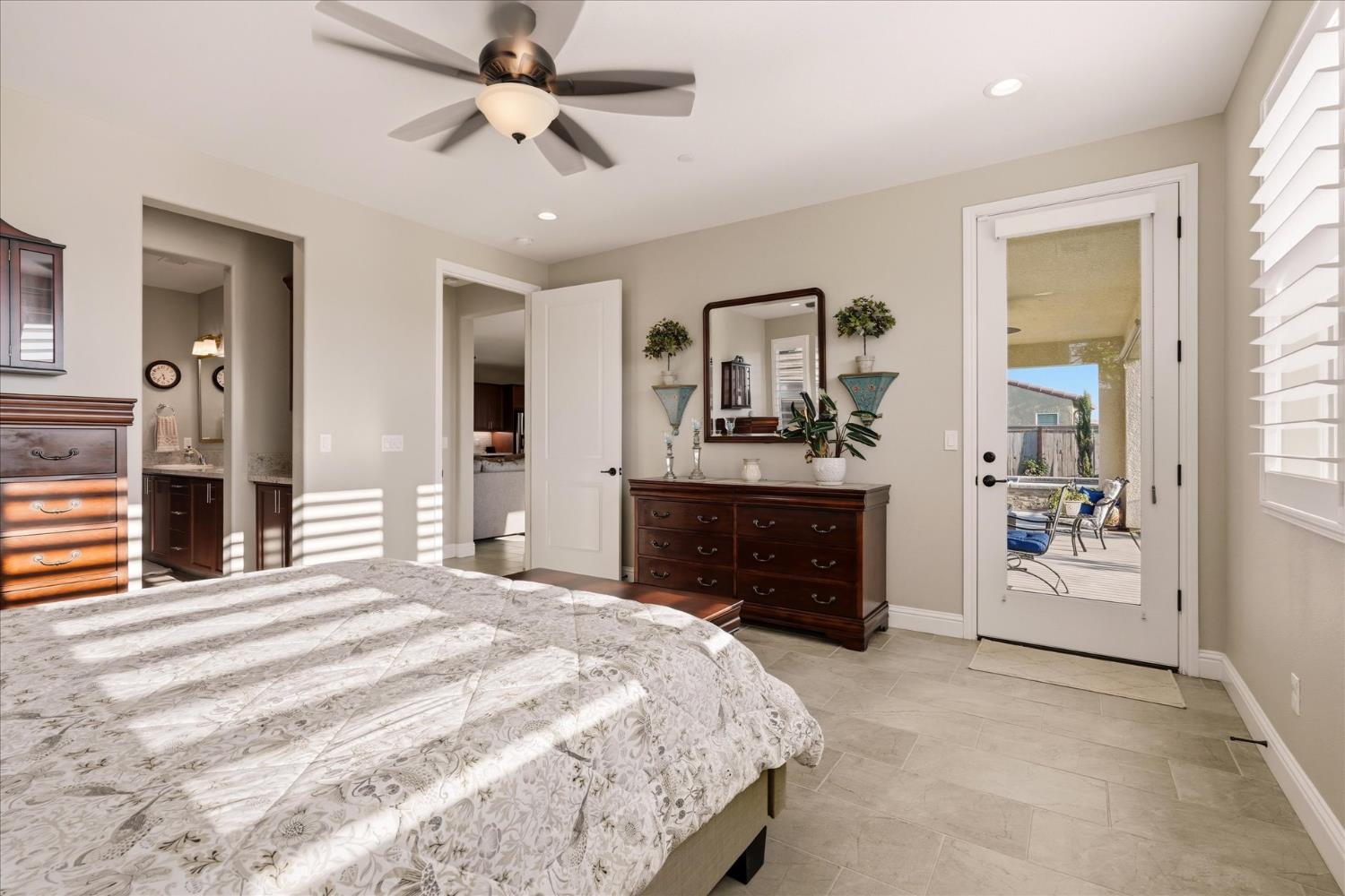 4314 Little Canyon Dr, Madera, CA 93636