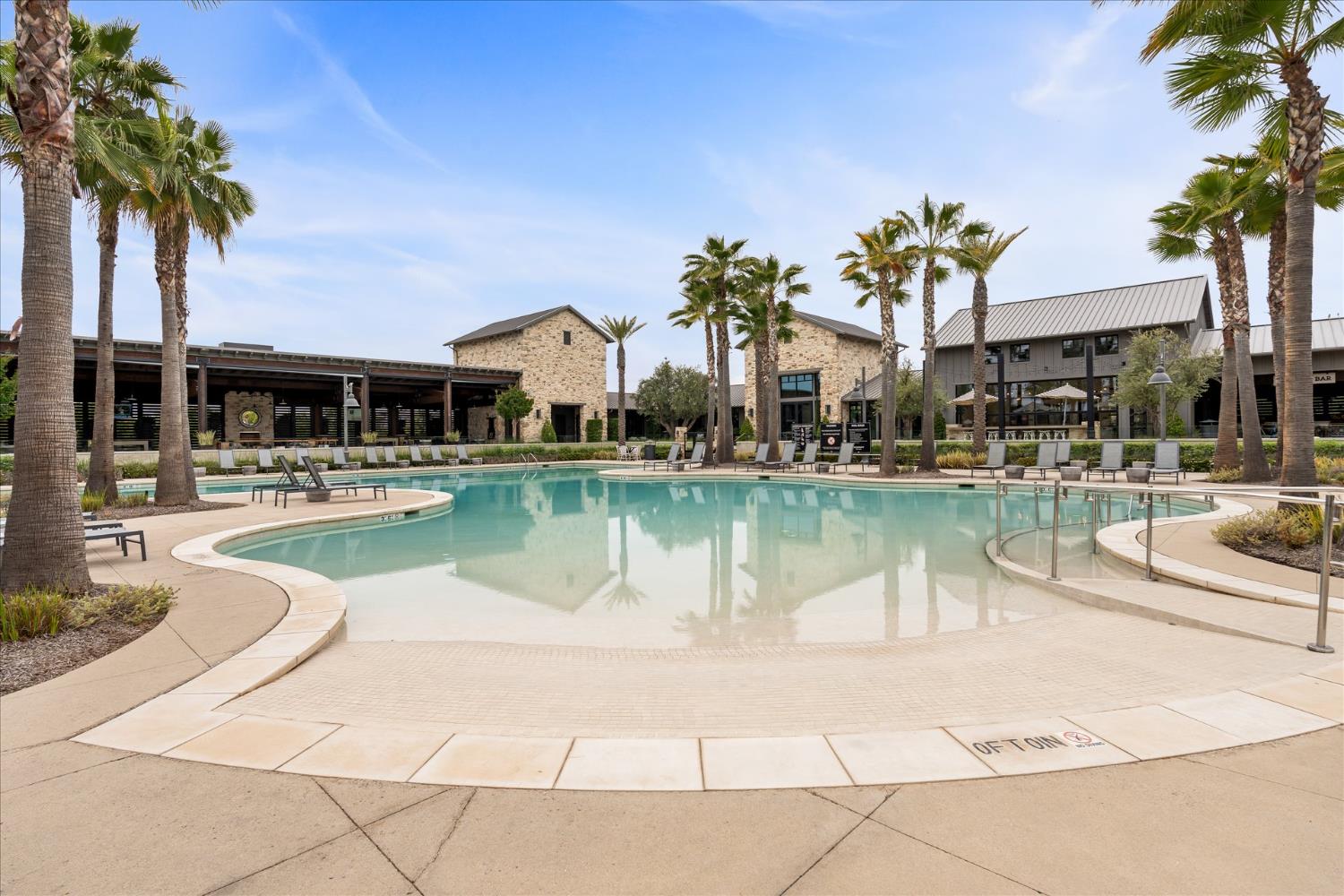 4314 Little Canyon Dr, Madera, CA 93636