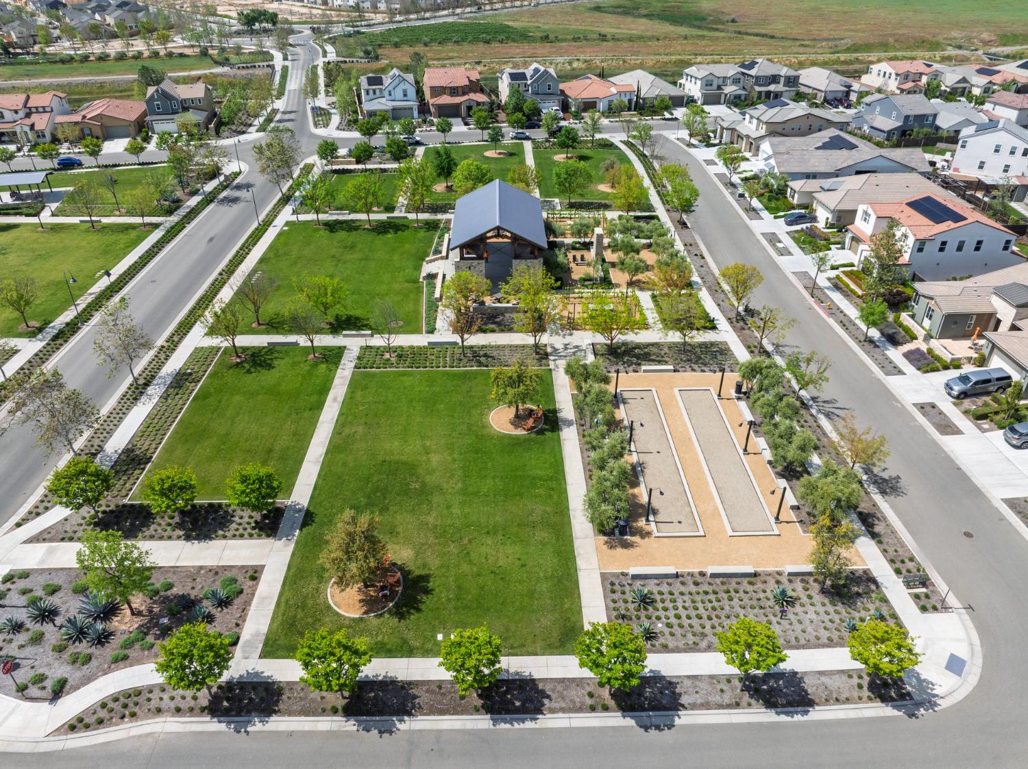 4314 Little Canyon Dr, Madera, CA 93636