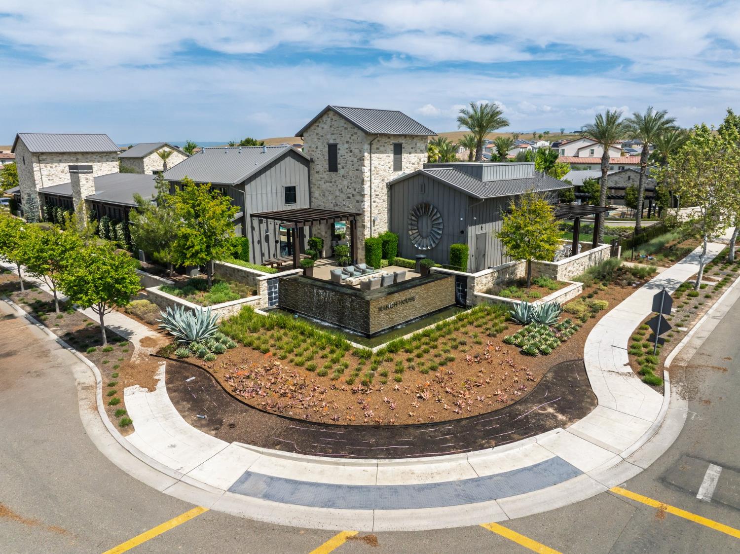 4314 Little Canyon Dr, Madera, CA 93636