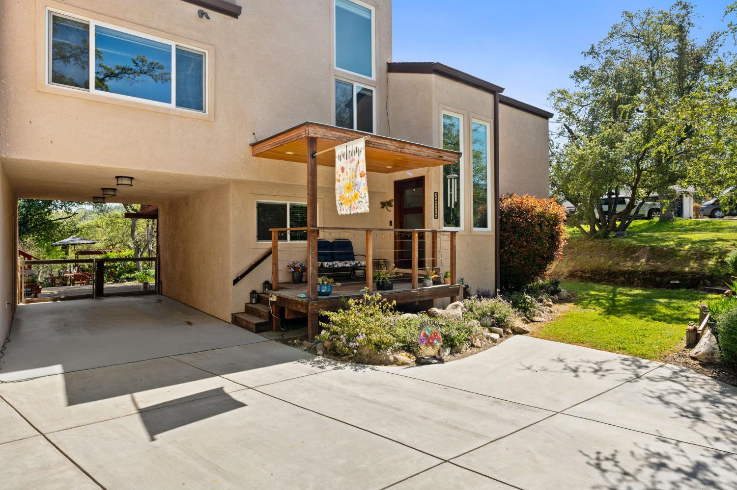 28905 Acorn Way, Coarsegold, CA 93614