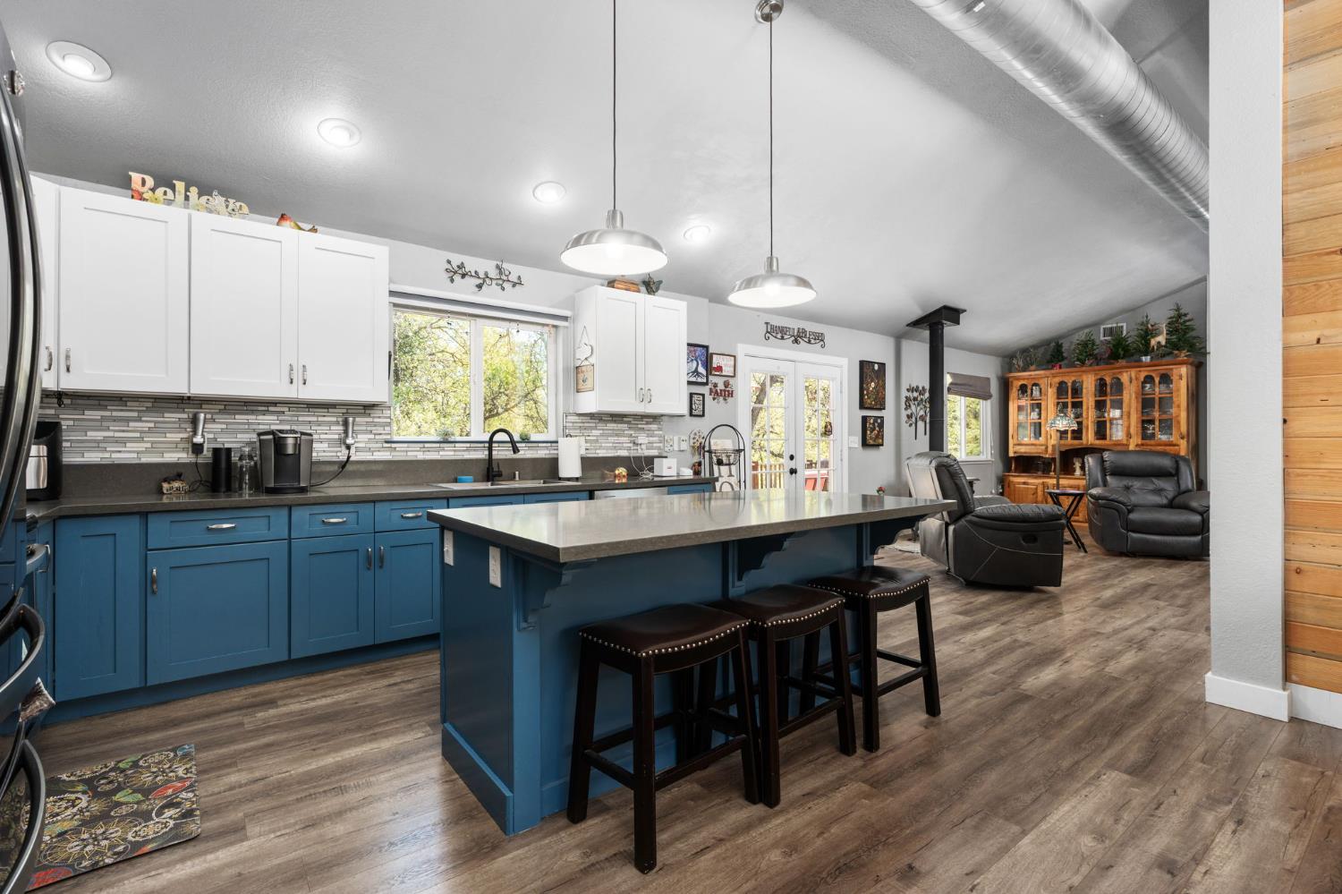 28905 Acorn Way, Coarsegold, CA 93614