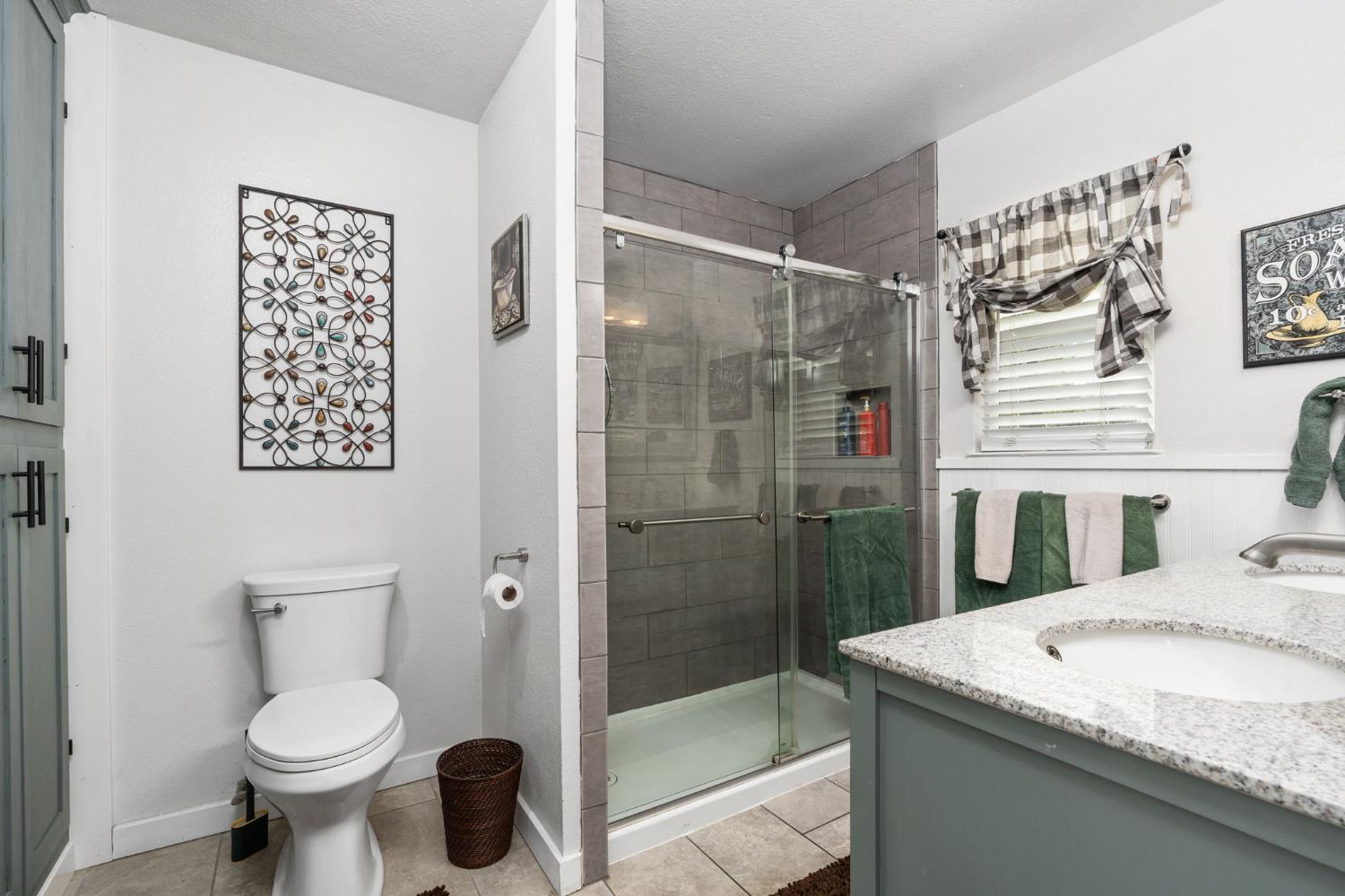 28905 Acorn Way, Coarsegold, CA 93614