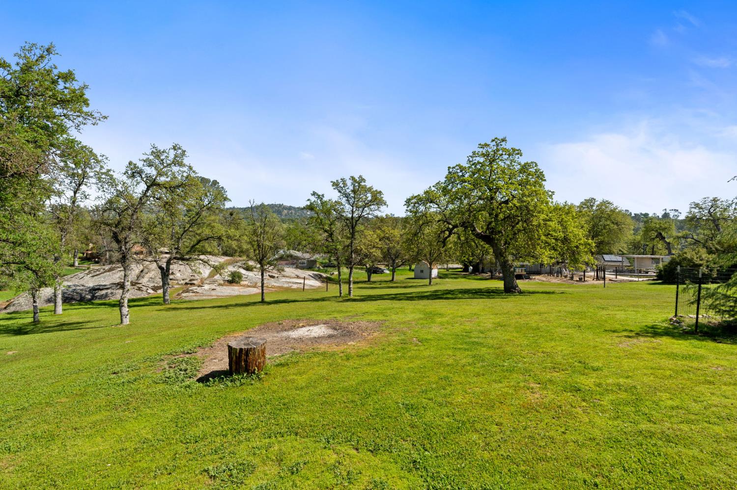 28905 Acorn Way, Coarsegold, CA 93614