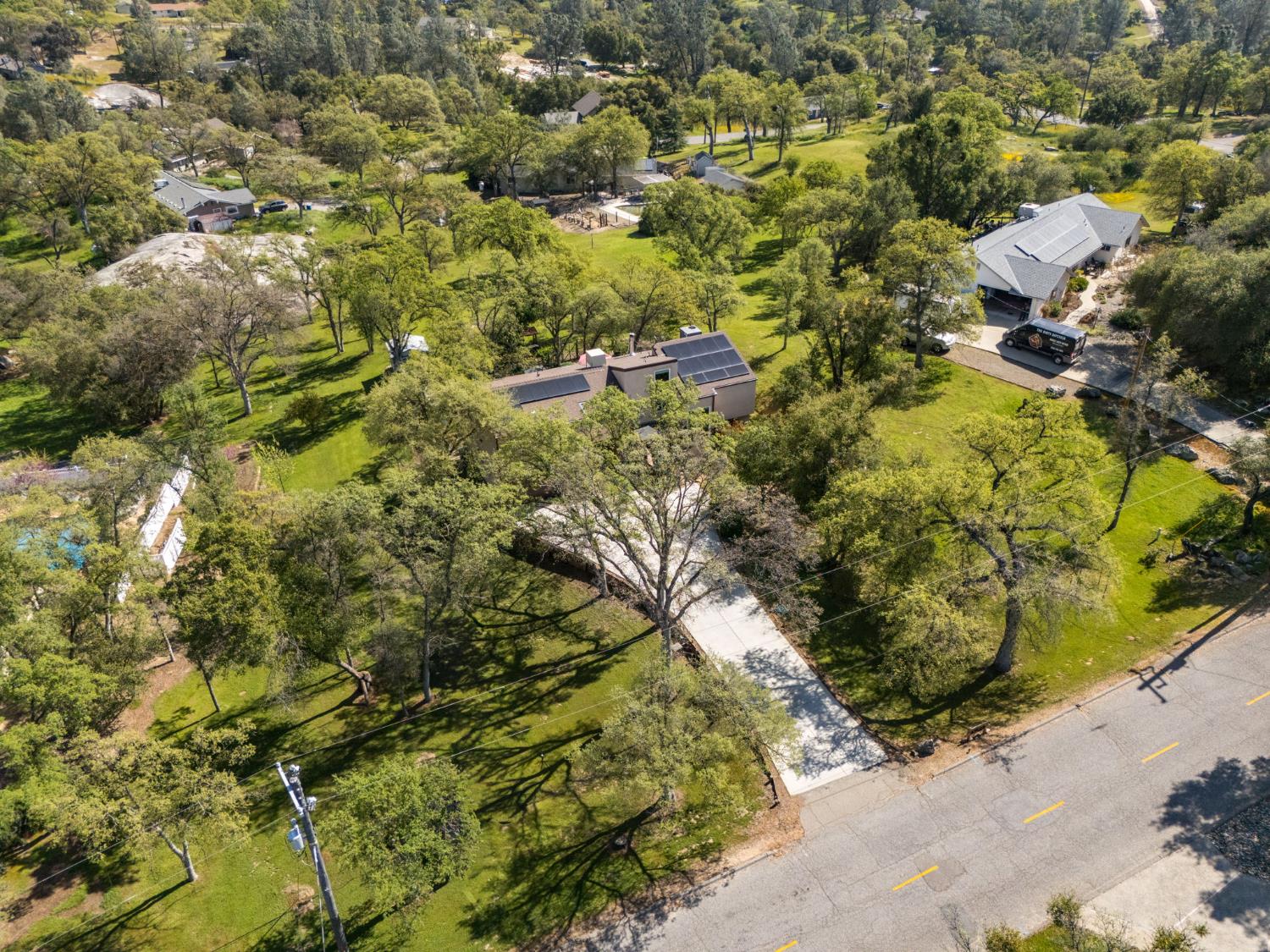 28905 Acorn Way, Coarsegold, CA 93614