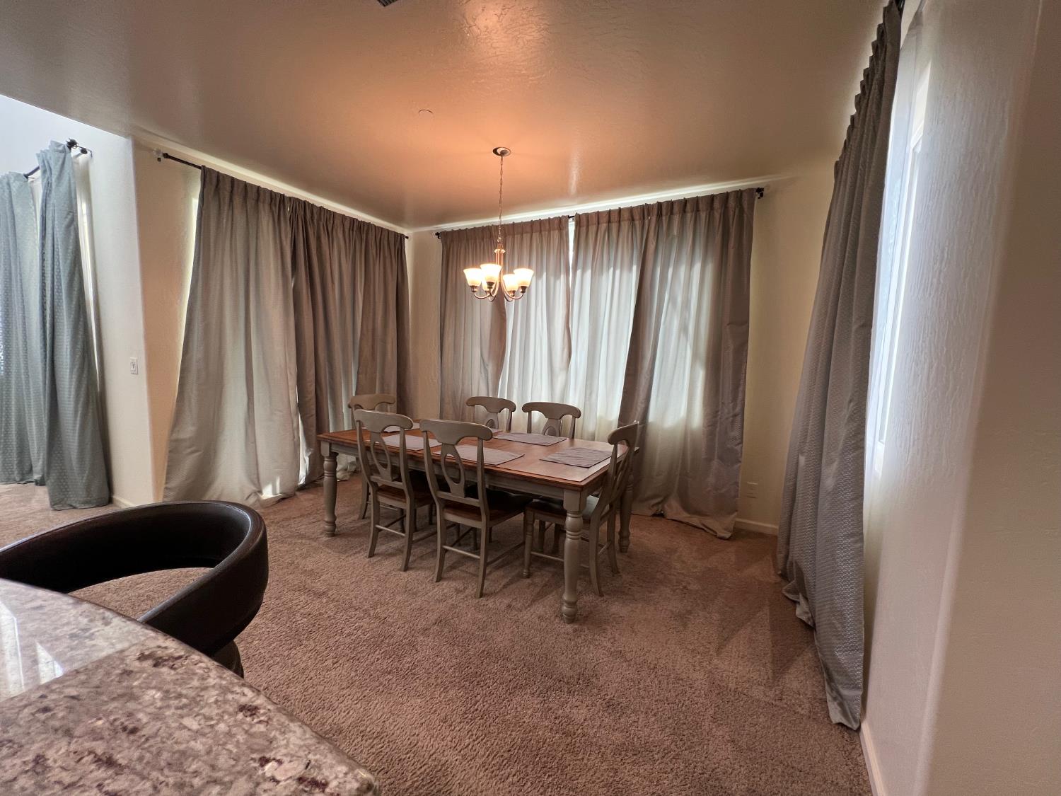 1100 Corazon Ave, Clovis, CA 93619