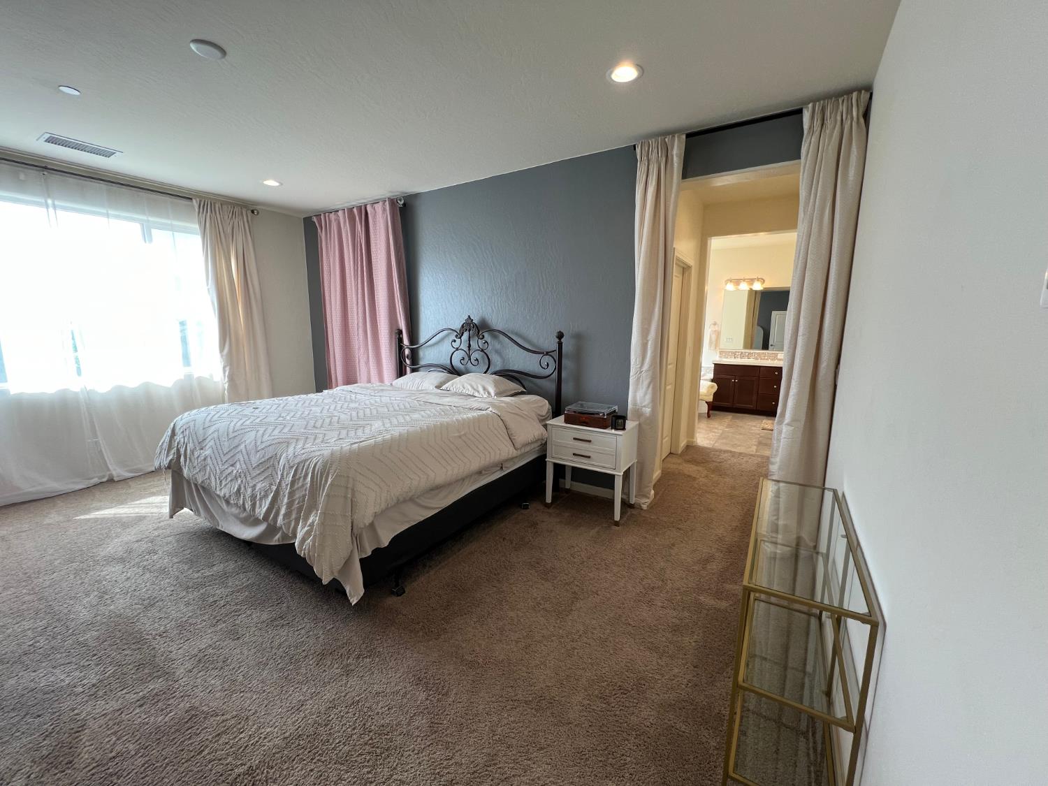 1100 Corazon Ave, Clovis, CA 93619