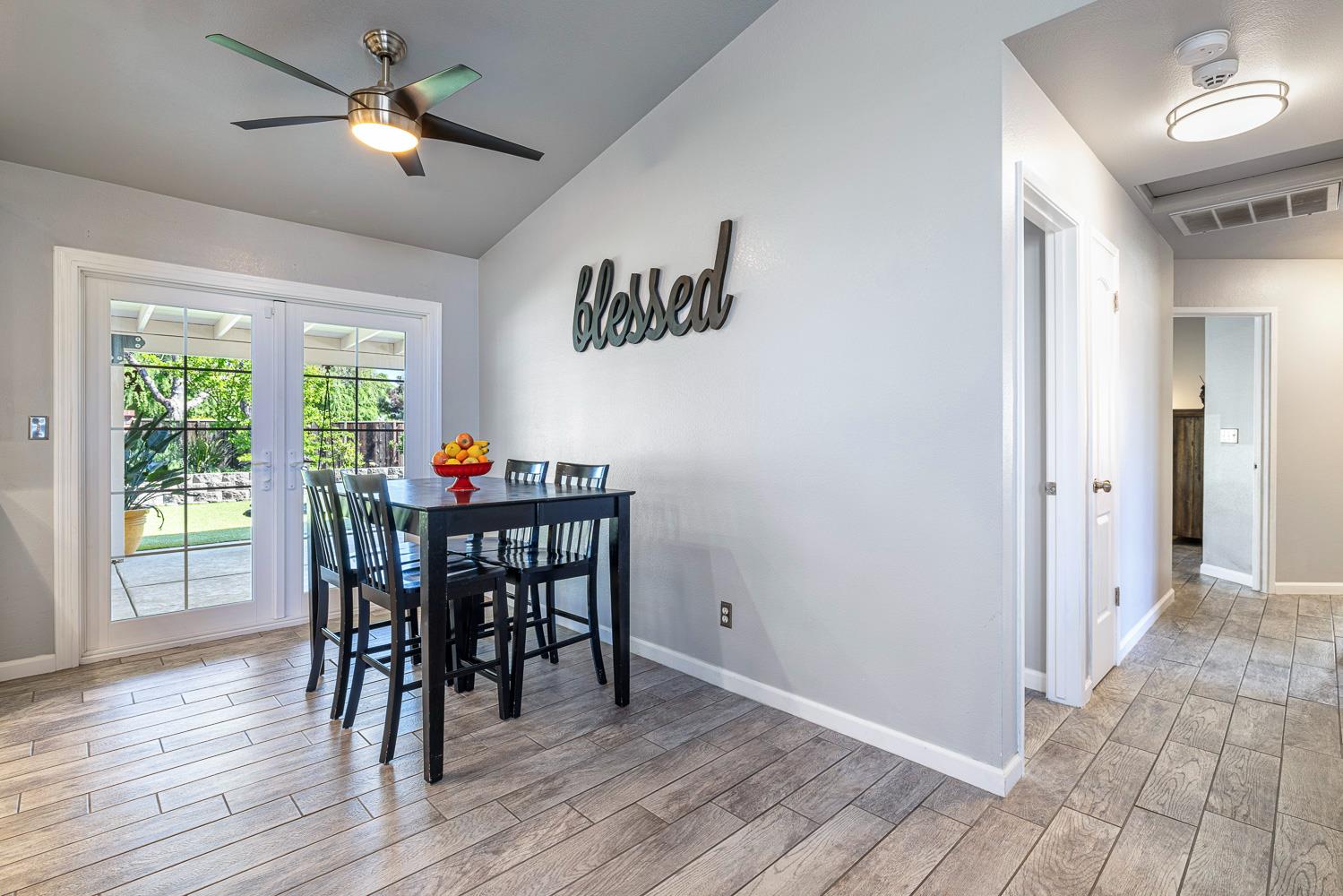 7634 N Dearing Ave, Fresno, CA 93720