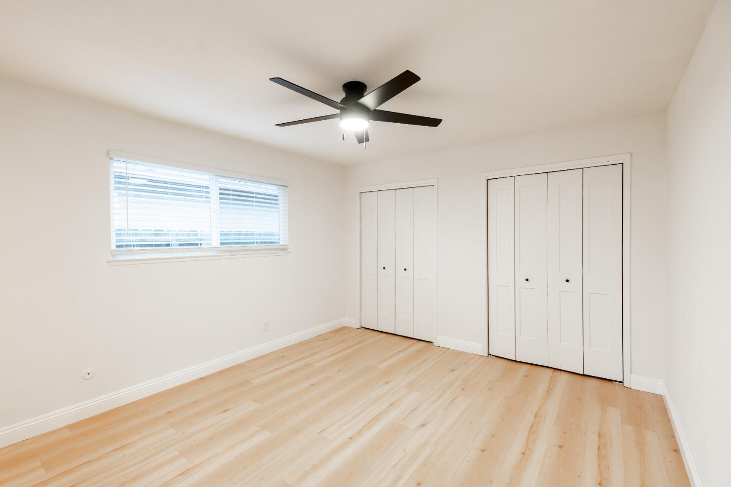 2612 Renn Ave, Clovis, CA 93611