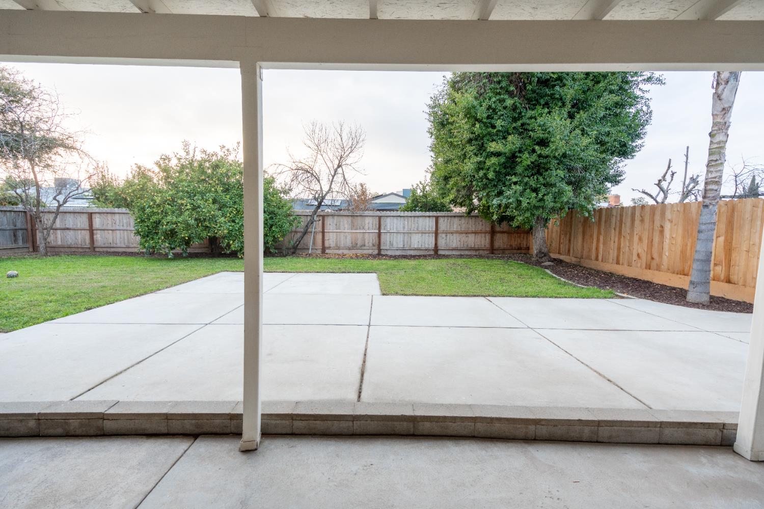 2612 Renn Ave, Clovis, CA 93611