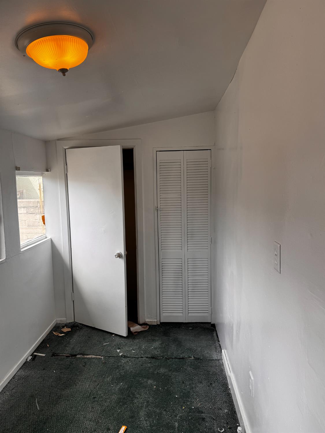 705 N Safford Ave, Fresno, CA 93728
