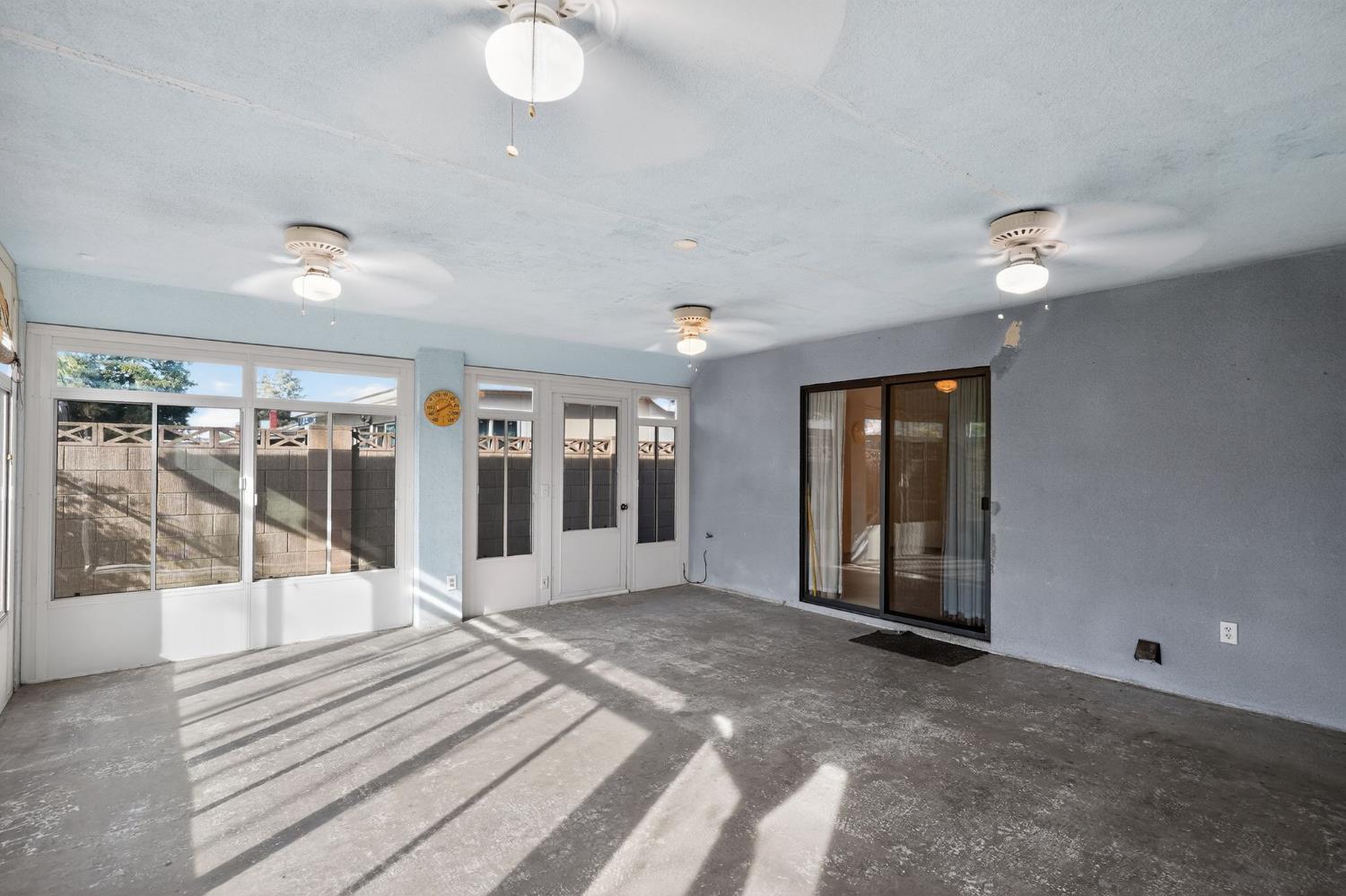 635 N Belmont St, Porterville, CA 93257