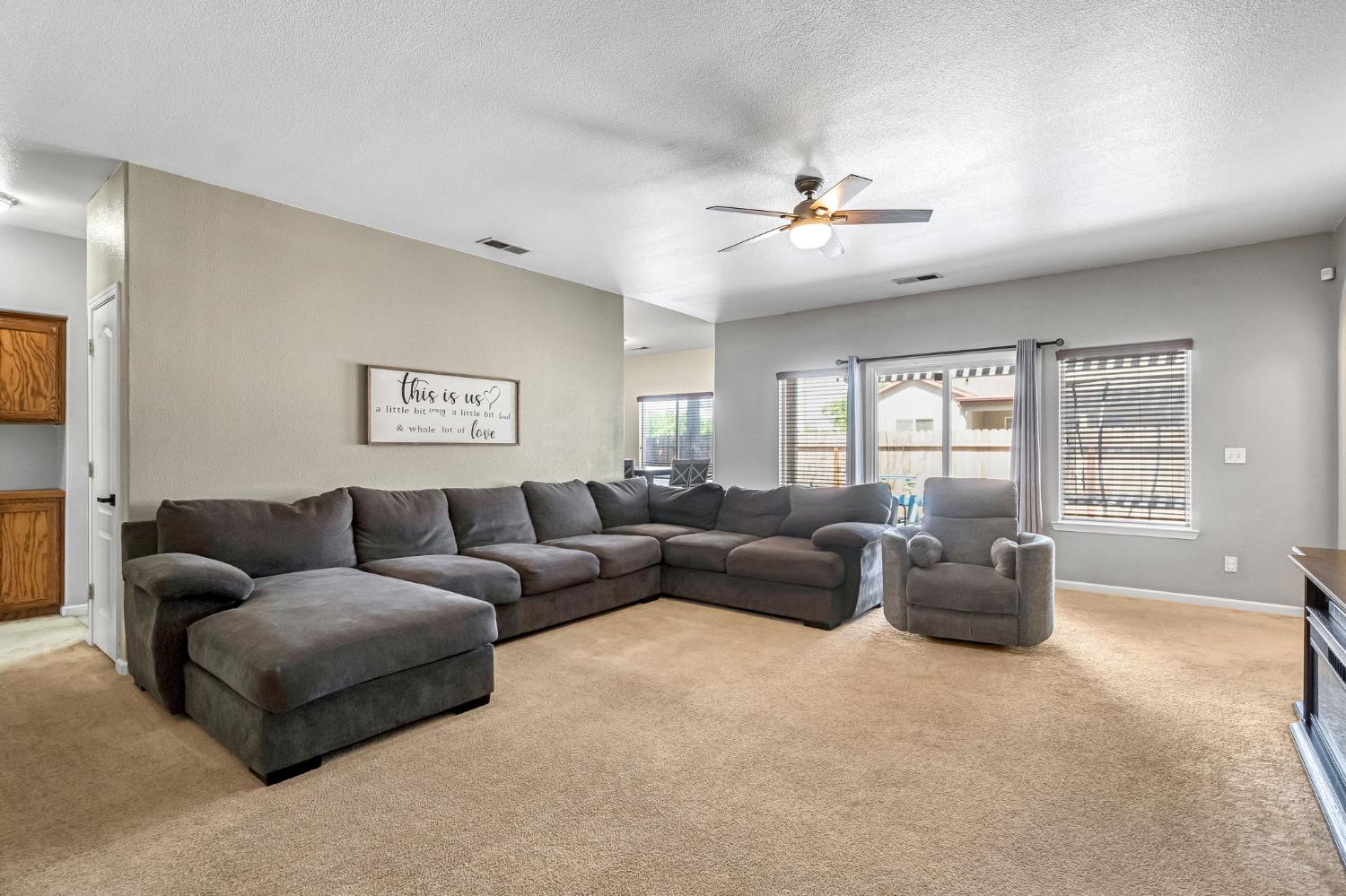 685 W Lake St, Kingsburg, CA 93631