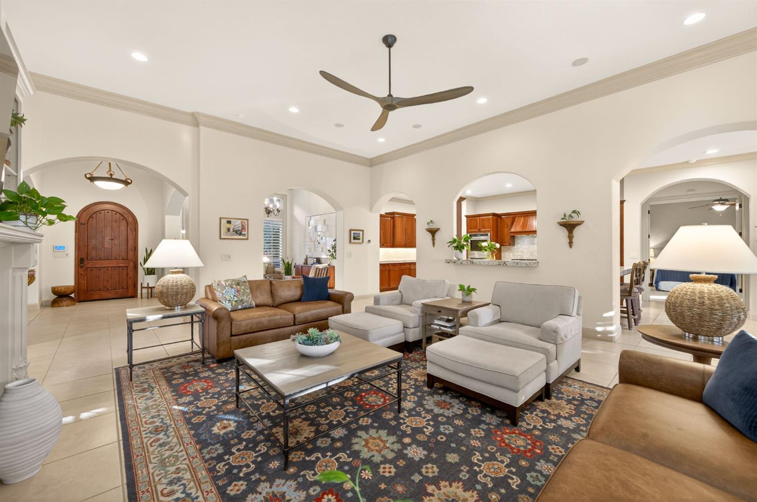 3350 E Via Montiano Ave, Clovis, CA 93619