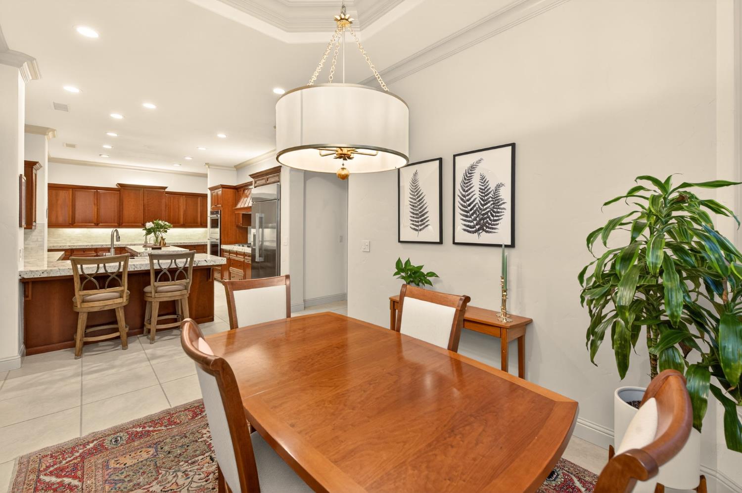 3350 E Via Montiano Ave, Clovis, CA 93619