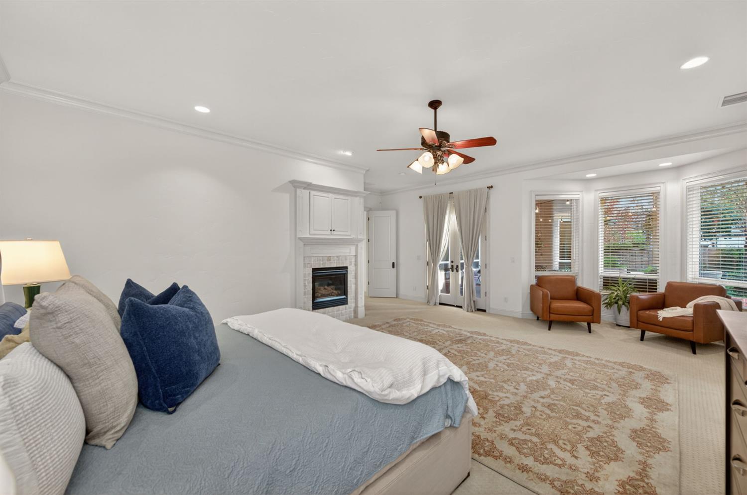 3350 E Via Montiano Ave, Clovis, CA 93619