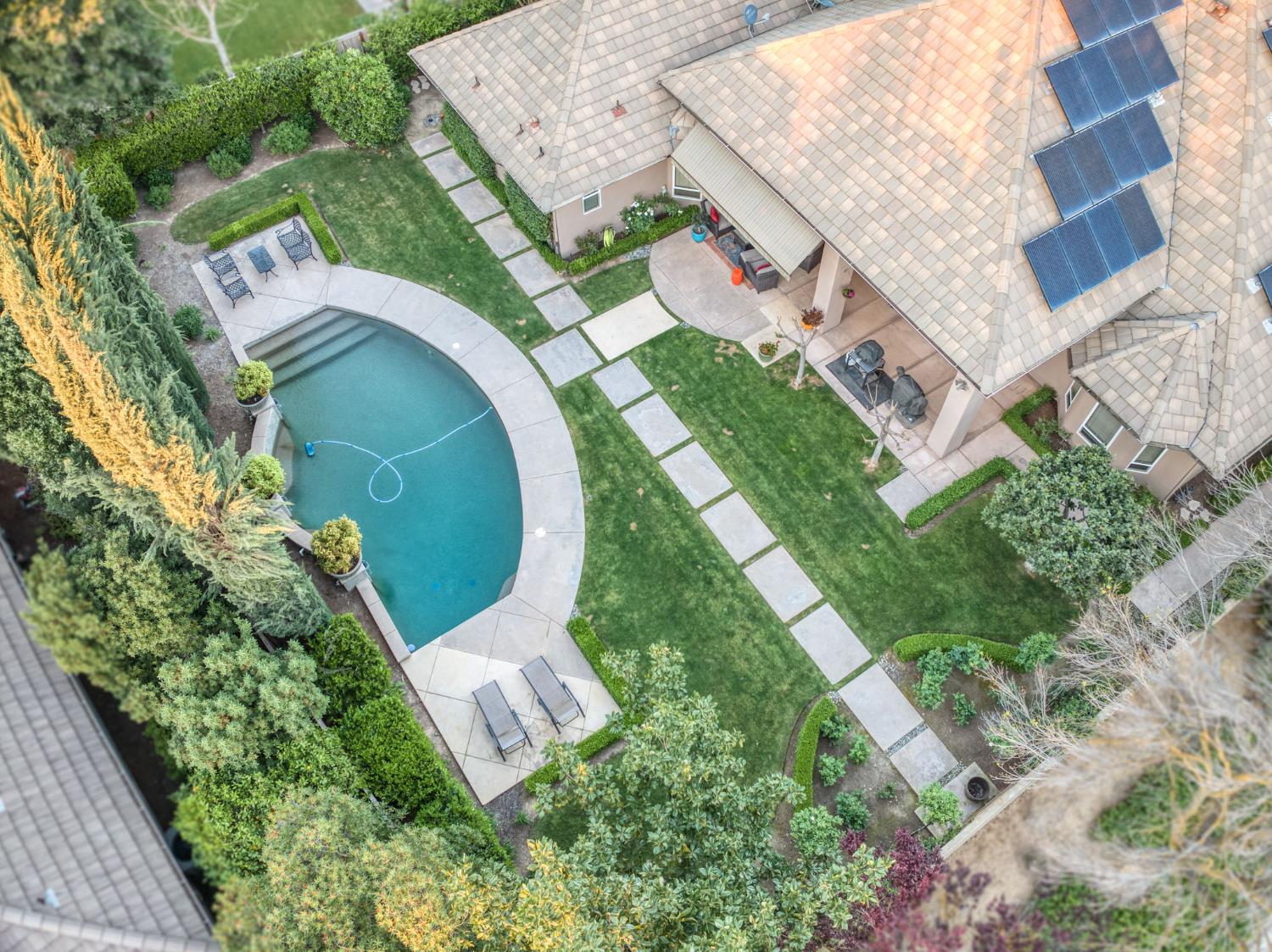 3350 E Via Montiano Ave, Clovis, CA 93619