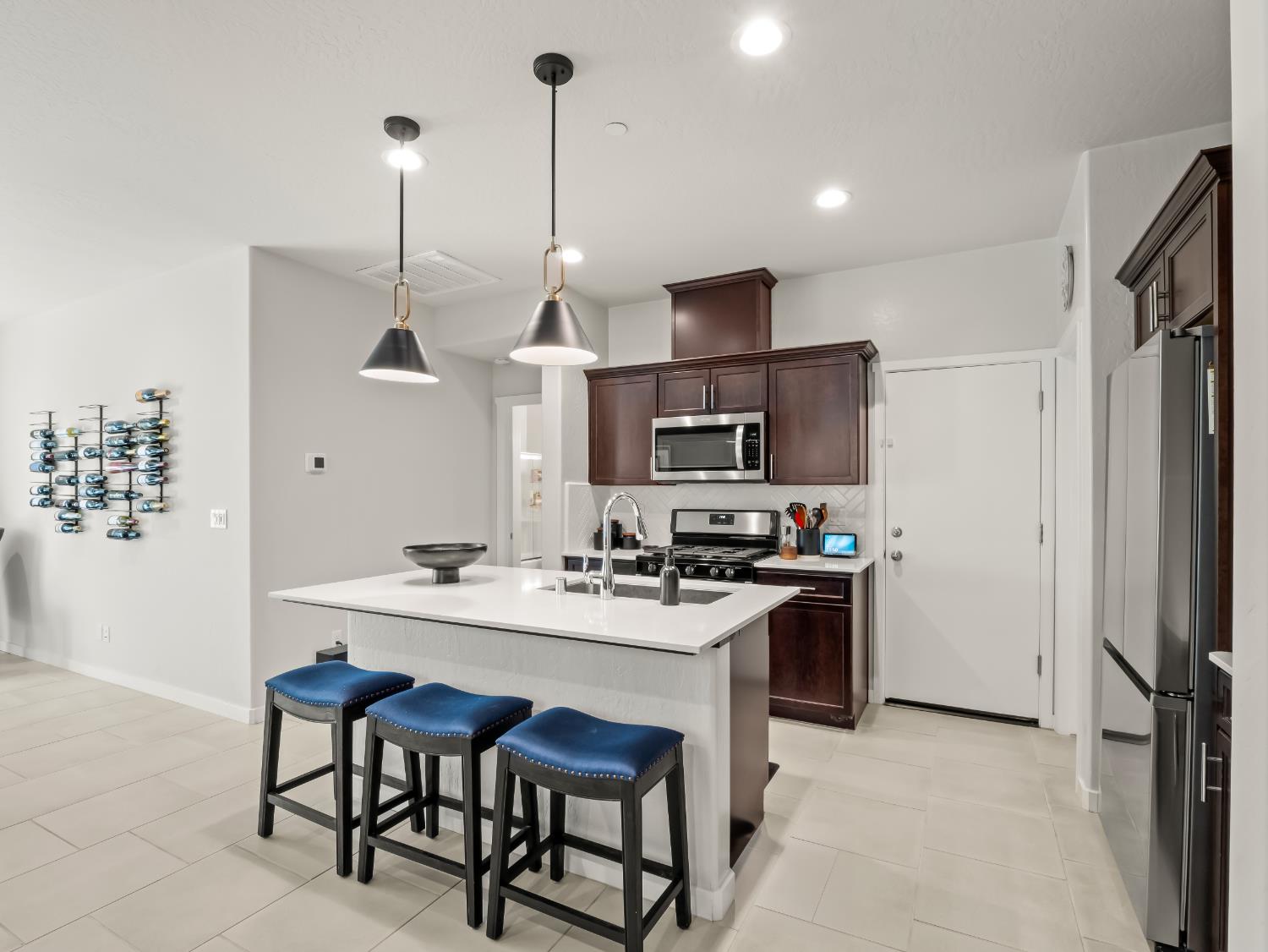 4034 N Vaughan Ave, Fresno, CA 93723