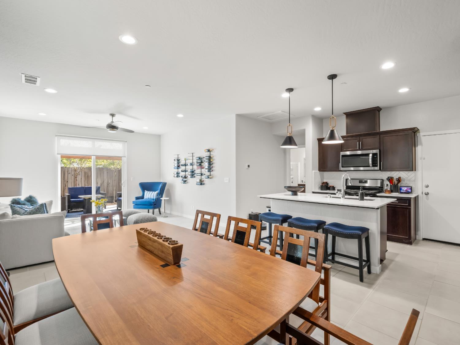 4034 N Vaughan Ave, Fresno, CA 93723