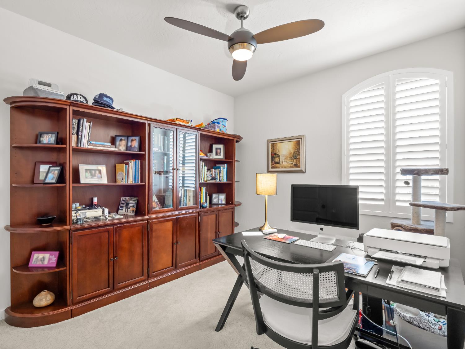 4034 N Vaughan Ave, Fresno, CA 93723