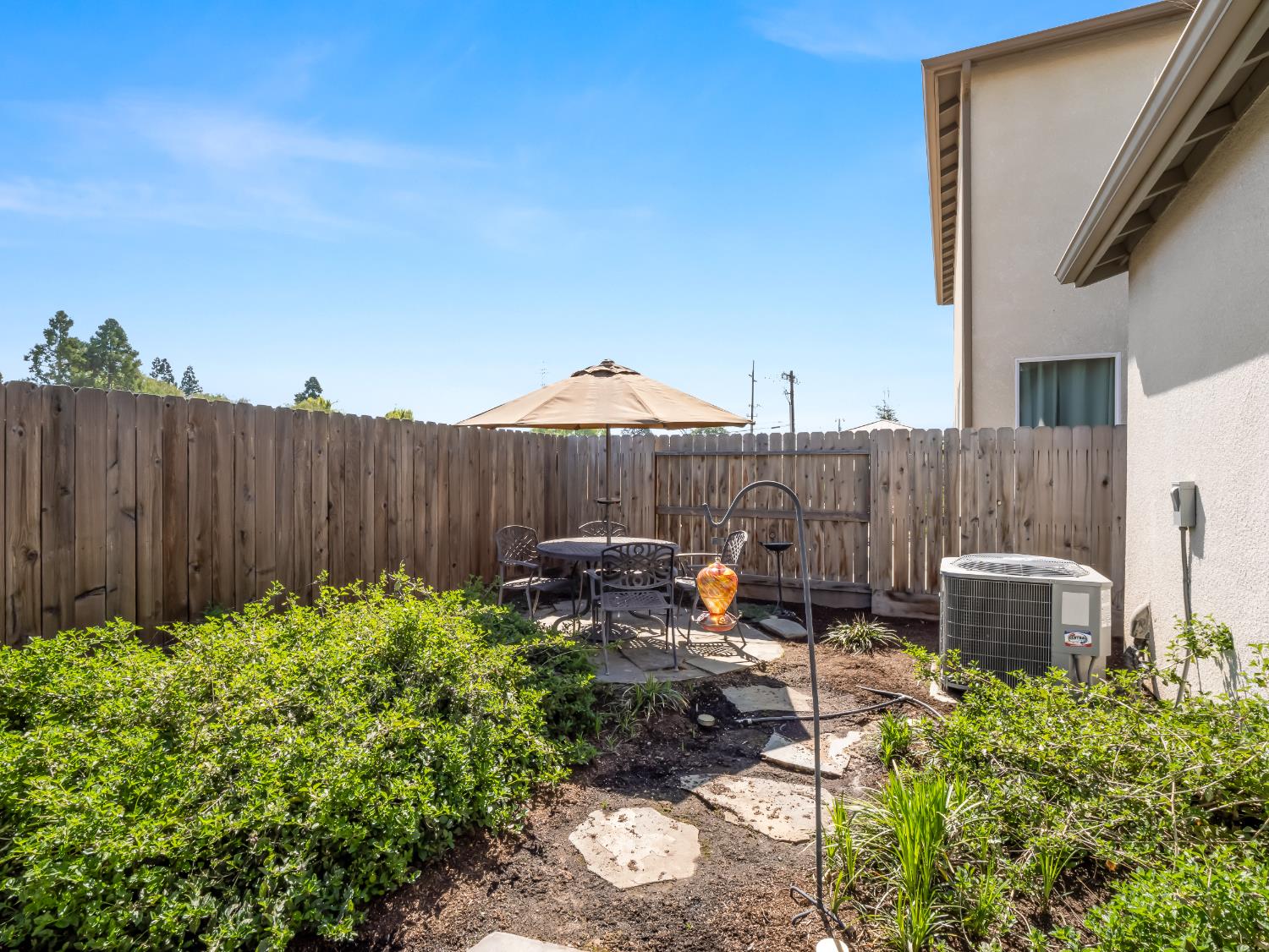 4034 N Vaughan Ave, Fresno, CA 93723