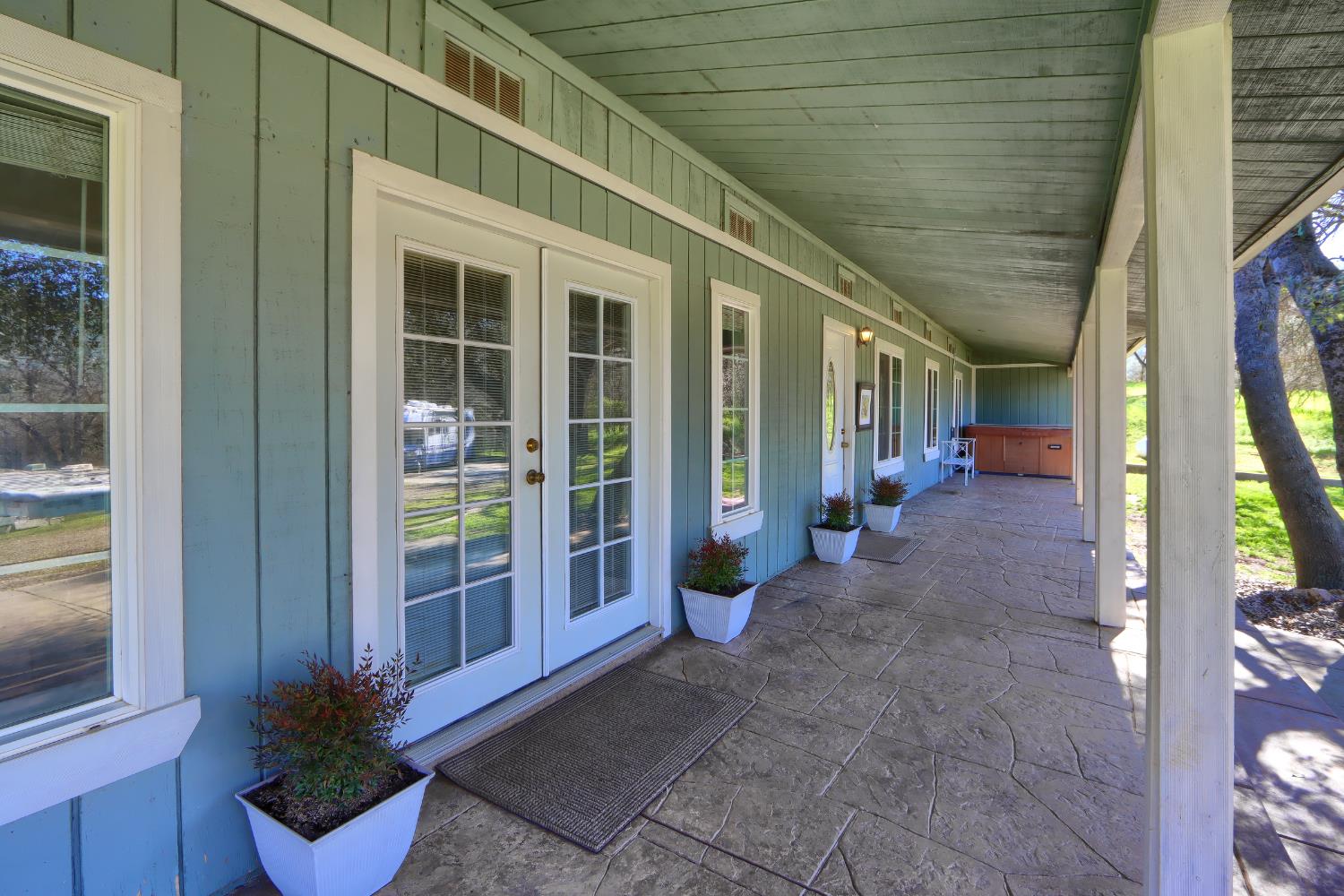 4421 Scrubby Oak Dr, Mariposa, CA 95338