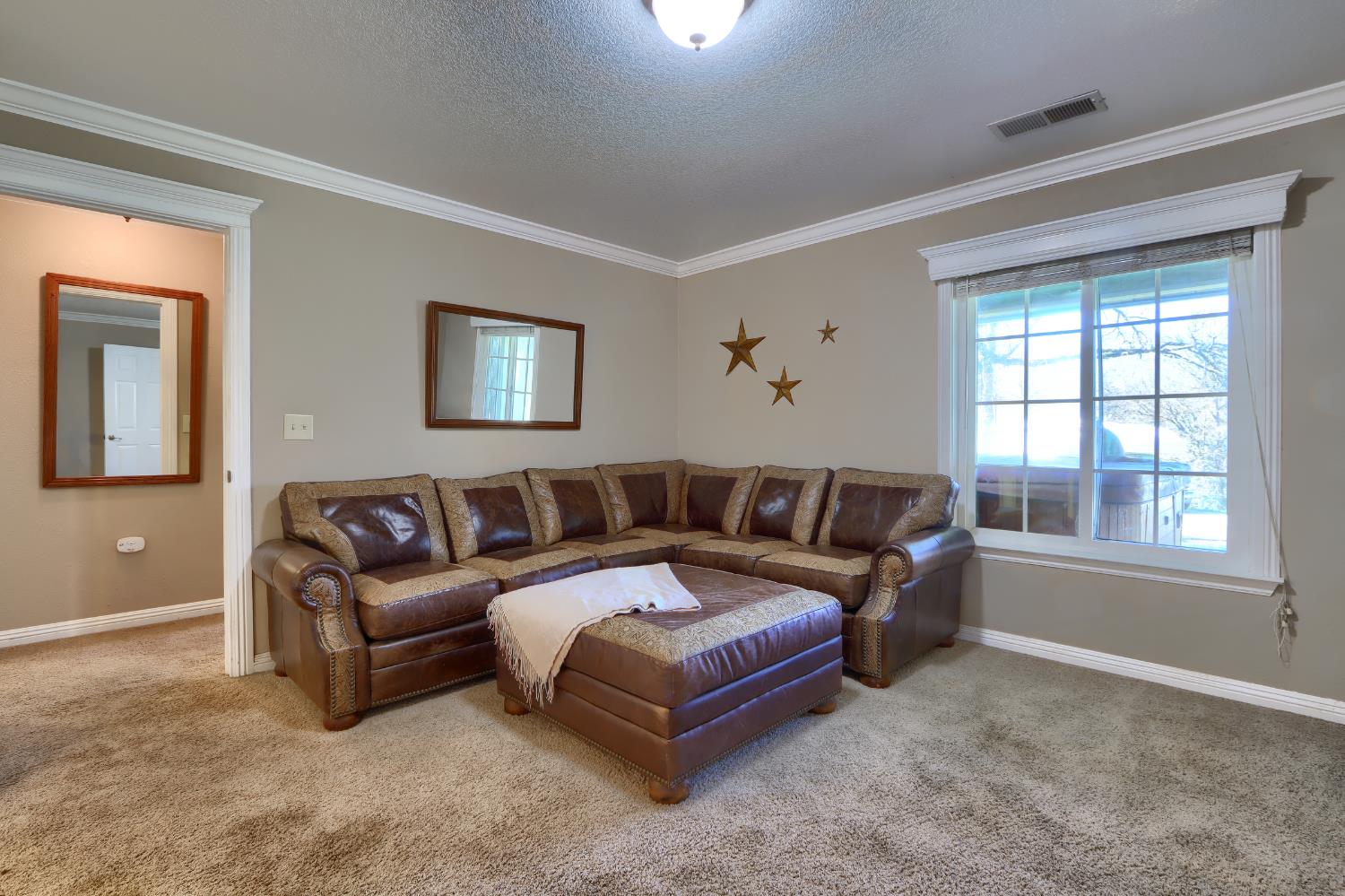 4421 Scrubby Oak Dr, Mariposa, CA 95338