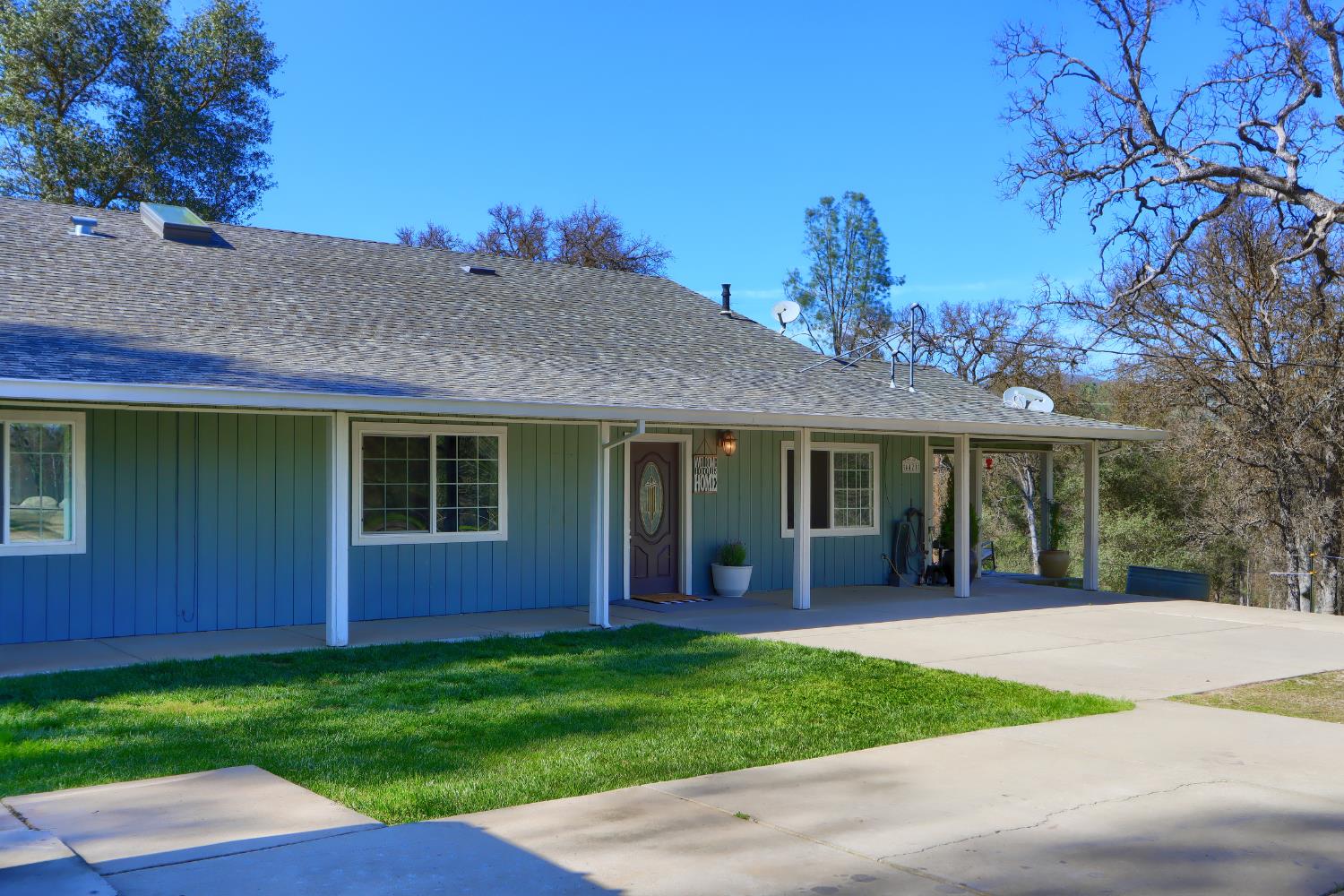 4421 Scrubby Oak Dr, Mariposa, CA 95338