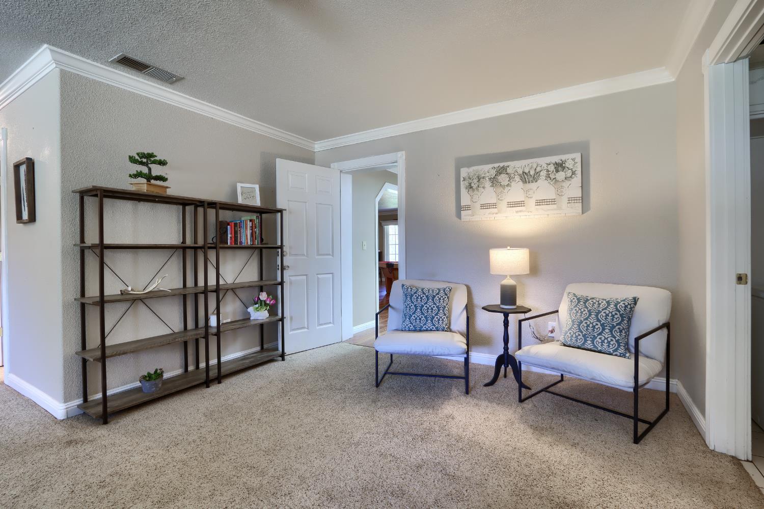 4421 Scrubby Oak Dr, Mariposa, CA 95338