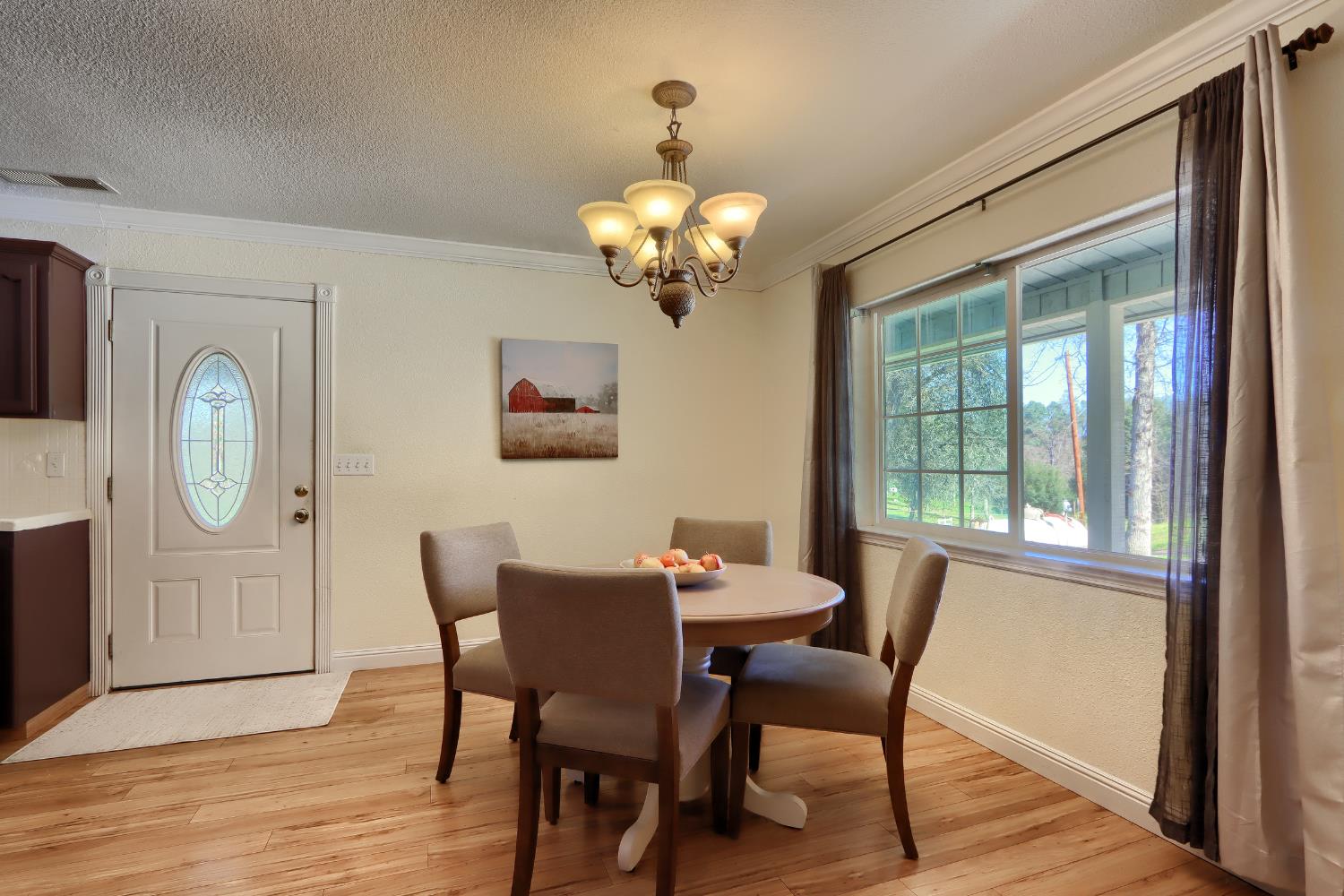 4421 Scrubby Oak Dr, Mariposa, CA 95338