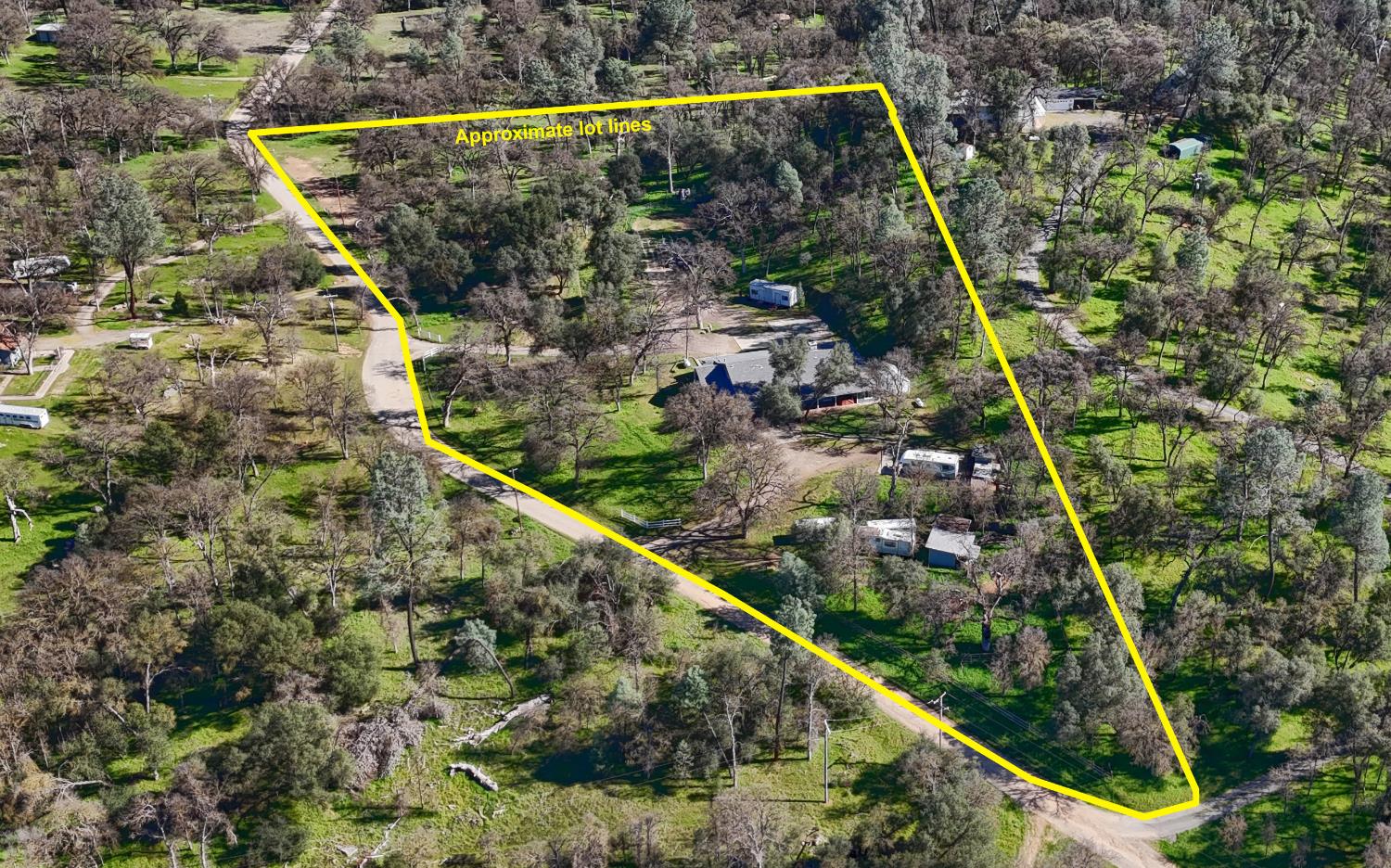 4421 Scrubby Oak Dr, Mariposa, CA 95338