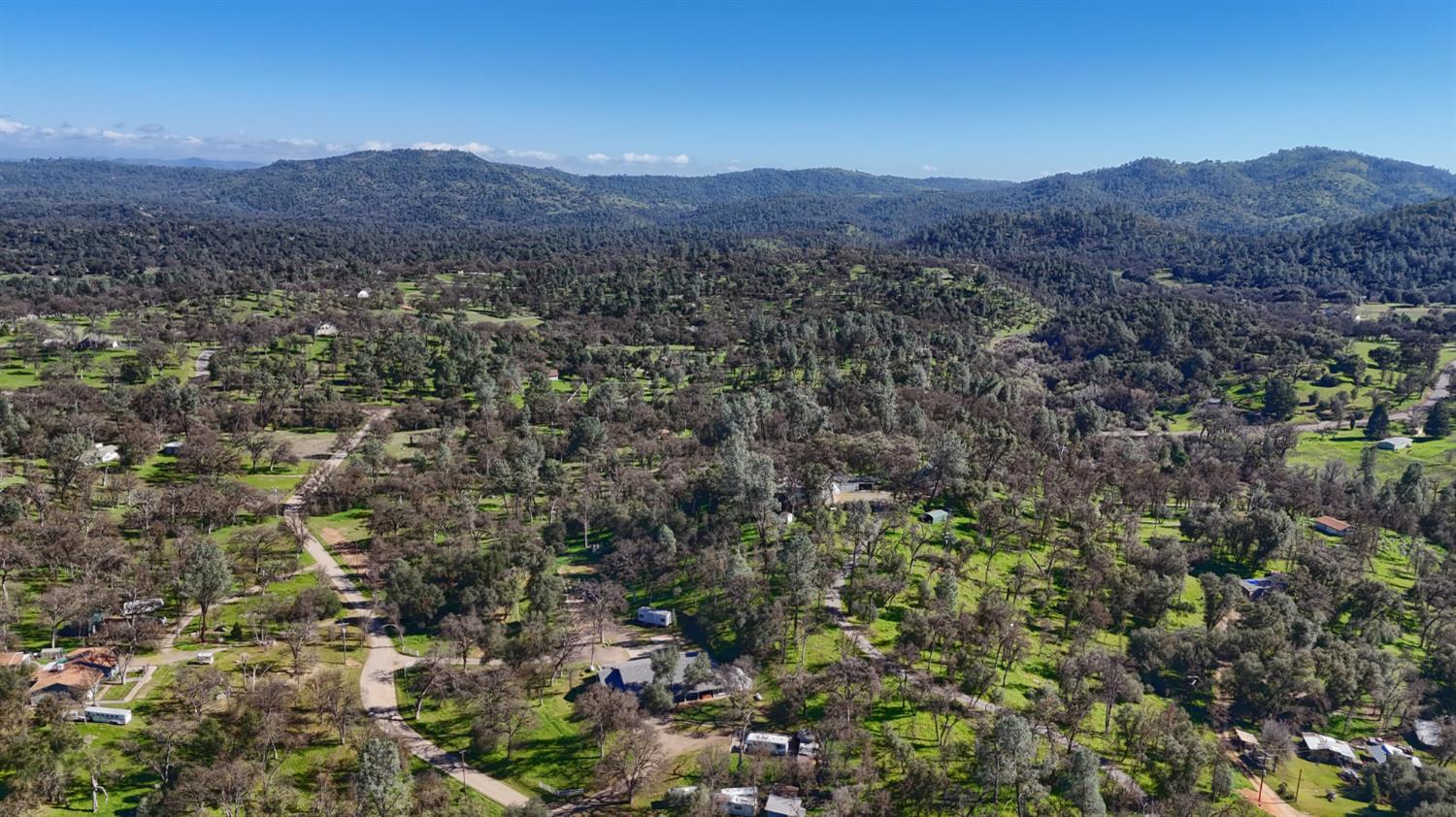 4421 Scrubby Oak Dr, Mariposa, CA 95338