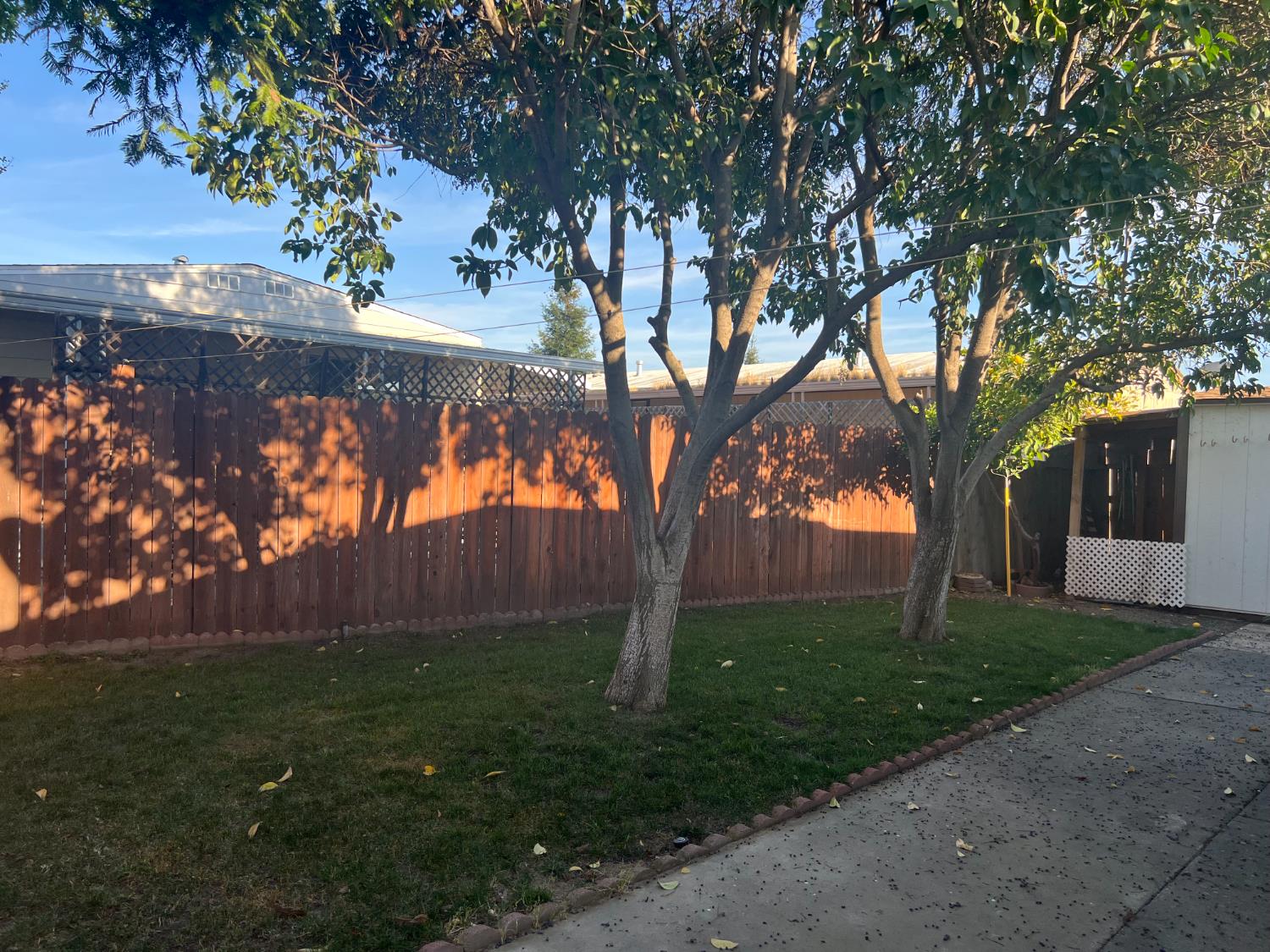 371 Bethel Ave #102, Sanger, CA 93657