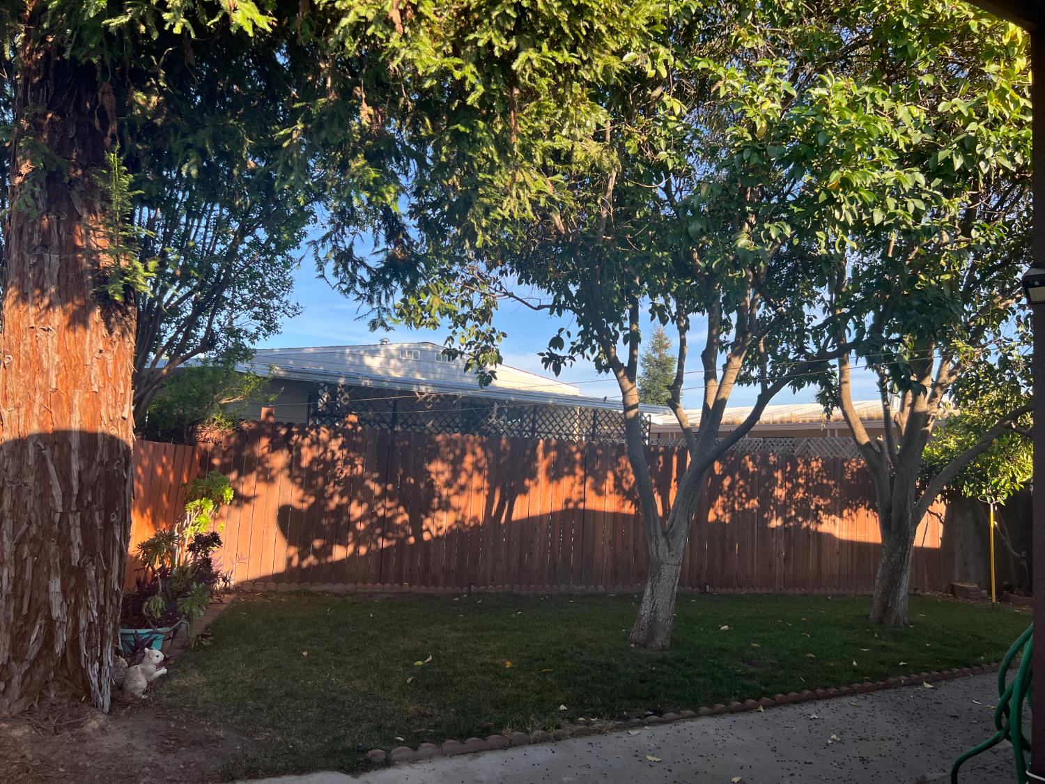 371 Bethel Ave #102, Sanger, CA 93657