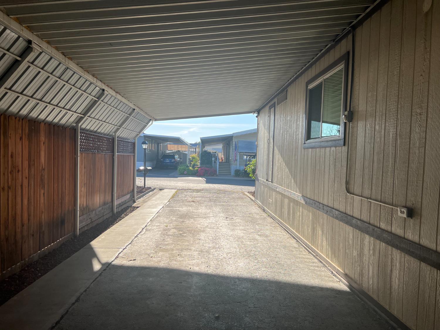 371 Bethel Ave #102, Sanger, CA 93657